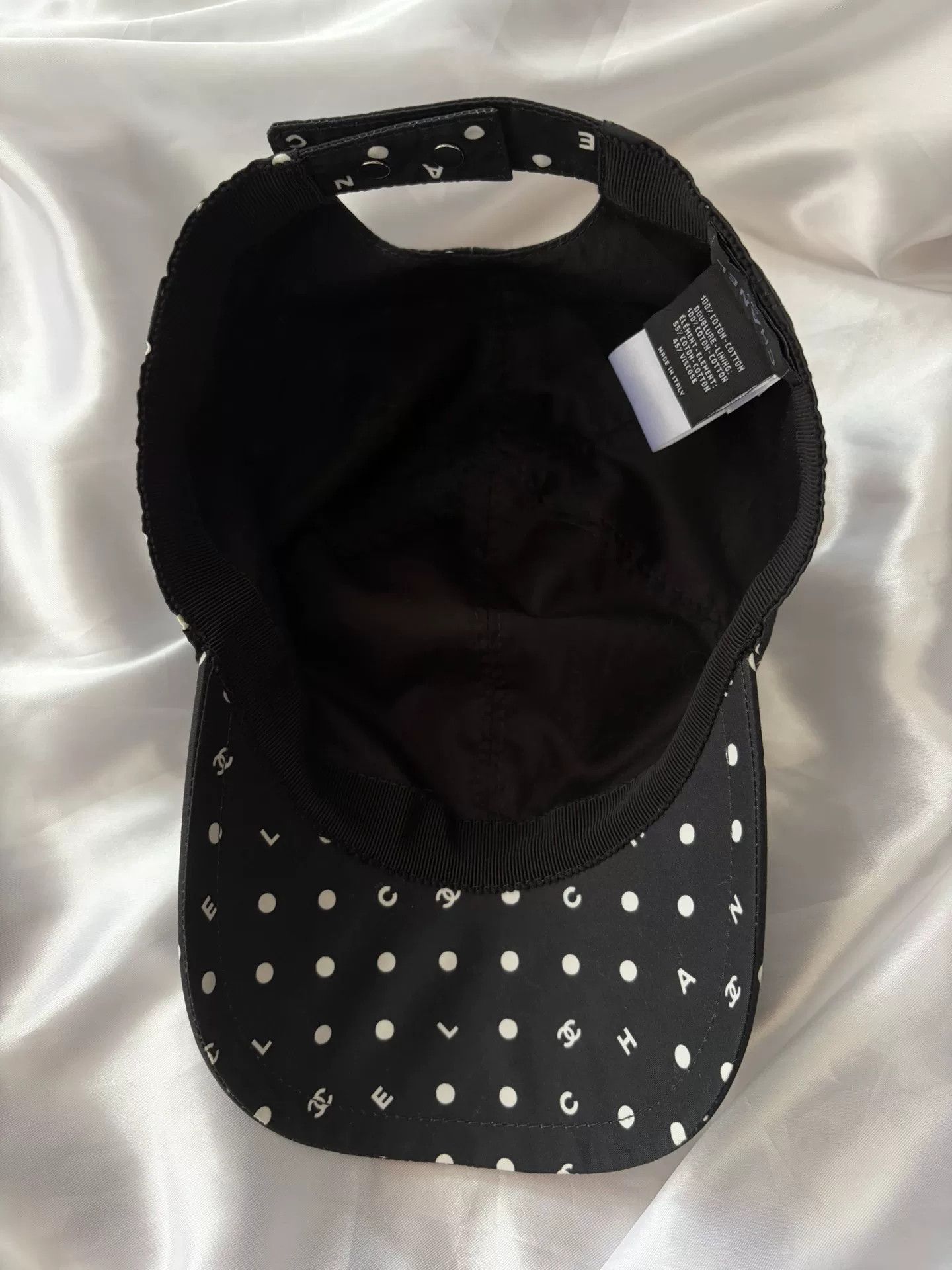 Chanel Chanel 24P Polka Dot Logo Baseball Cap Size ONE SIZE - 2 Thumbnail