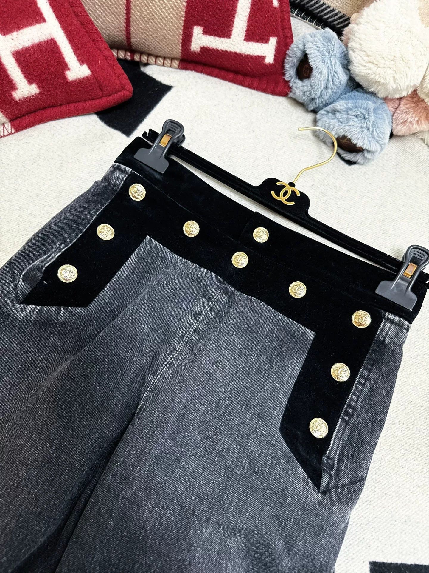 Chanel Chanel 20A Black Gray Denim Pants Size US 36 / EU 52 - 3 Thumbnail