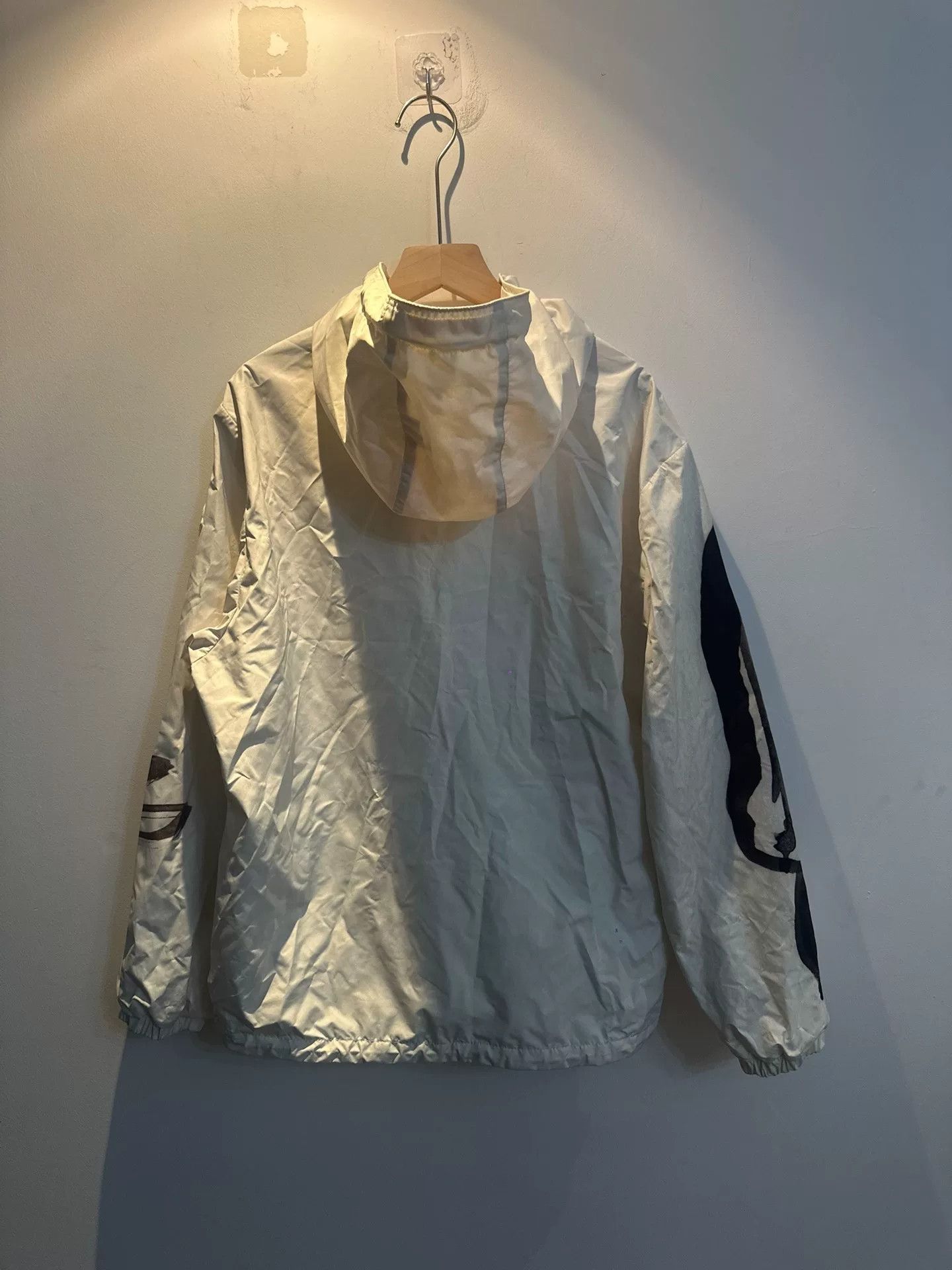 Moncler moncler graffiti windbreaker jacket Size US S / EU 44-46 / 1 - 2 Thumbnail