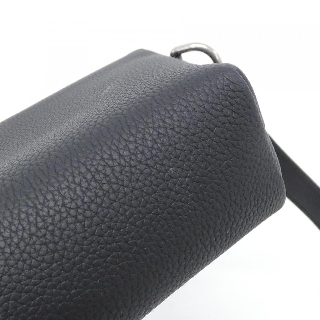 Louis Vuitton Louis Vuitton Louis Vuitton PULSE WEARABLE WALLET Coated Canvas Calf Shoulder Bag Canvas Shoulder Bag M12618 DUTY FREE for USA Size ONE SIZE - 3 Thumbnail