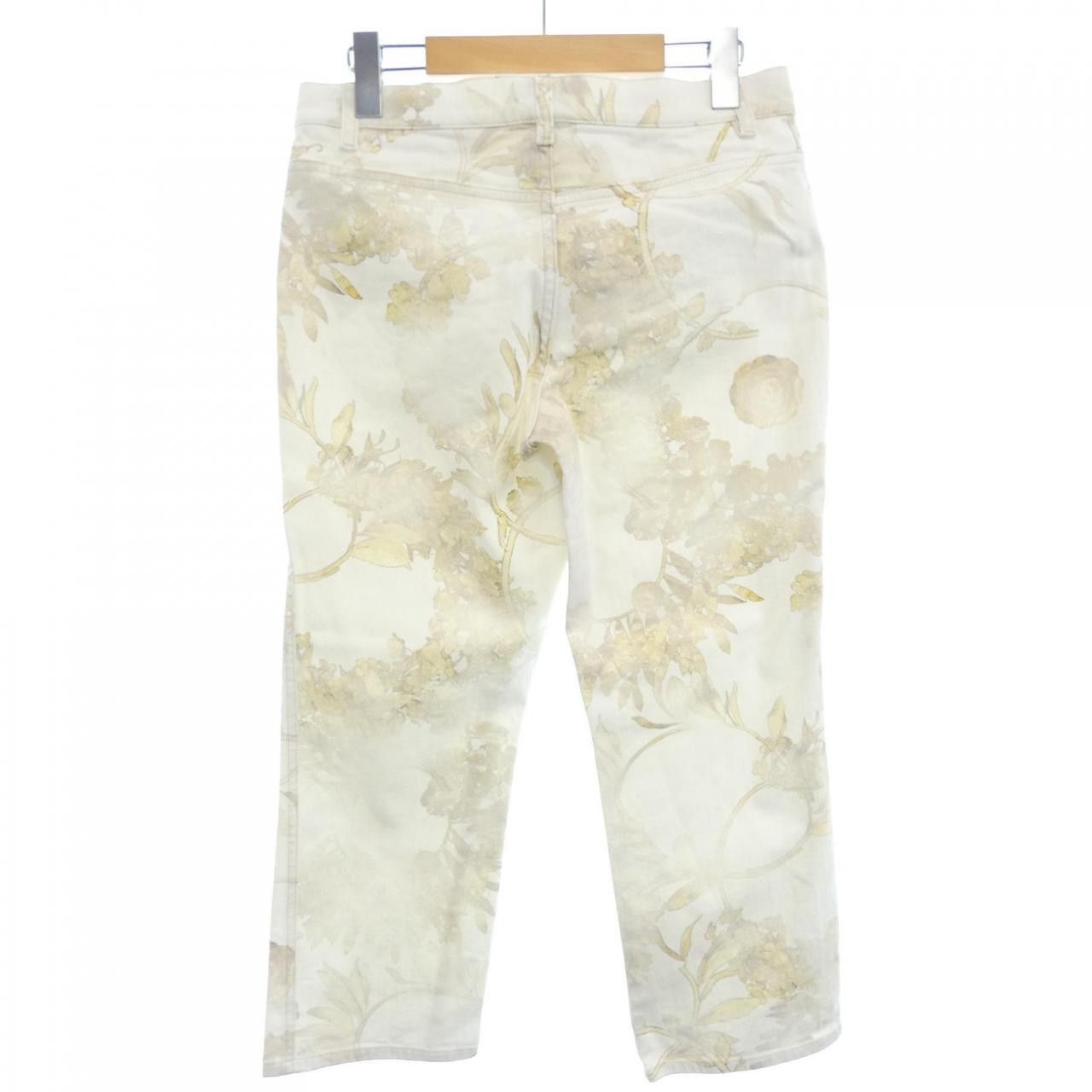 Chanel Chanel Chanel Jeans Denim Jeans P57940V44059 DUTY FREE for USA Size ONE SIZE - 2 Thumbnail