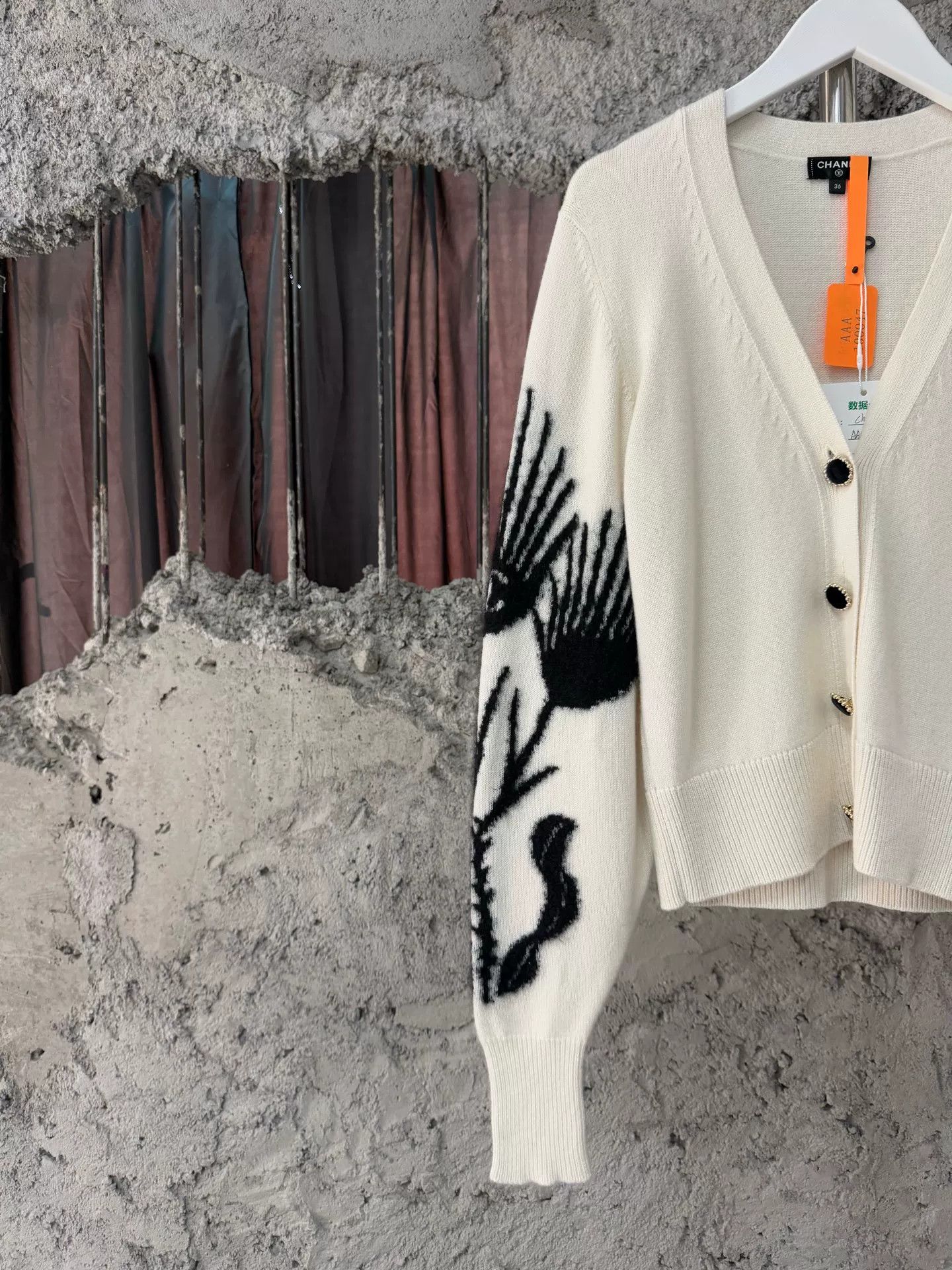 Chanel Chanel Wing Design Cardigan Size US XS / EU 42 / 0 - 3 Thumbnail