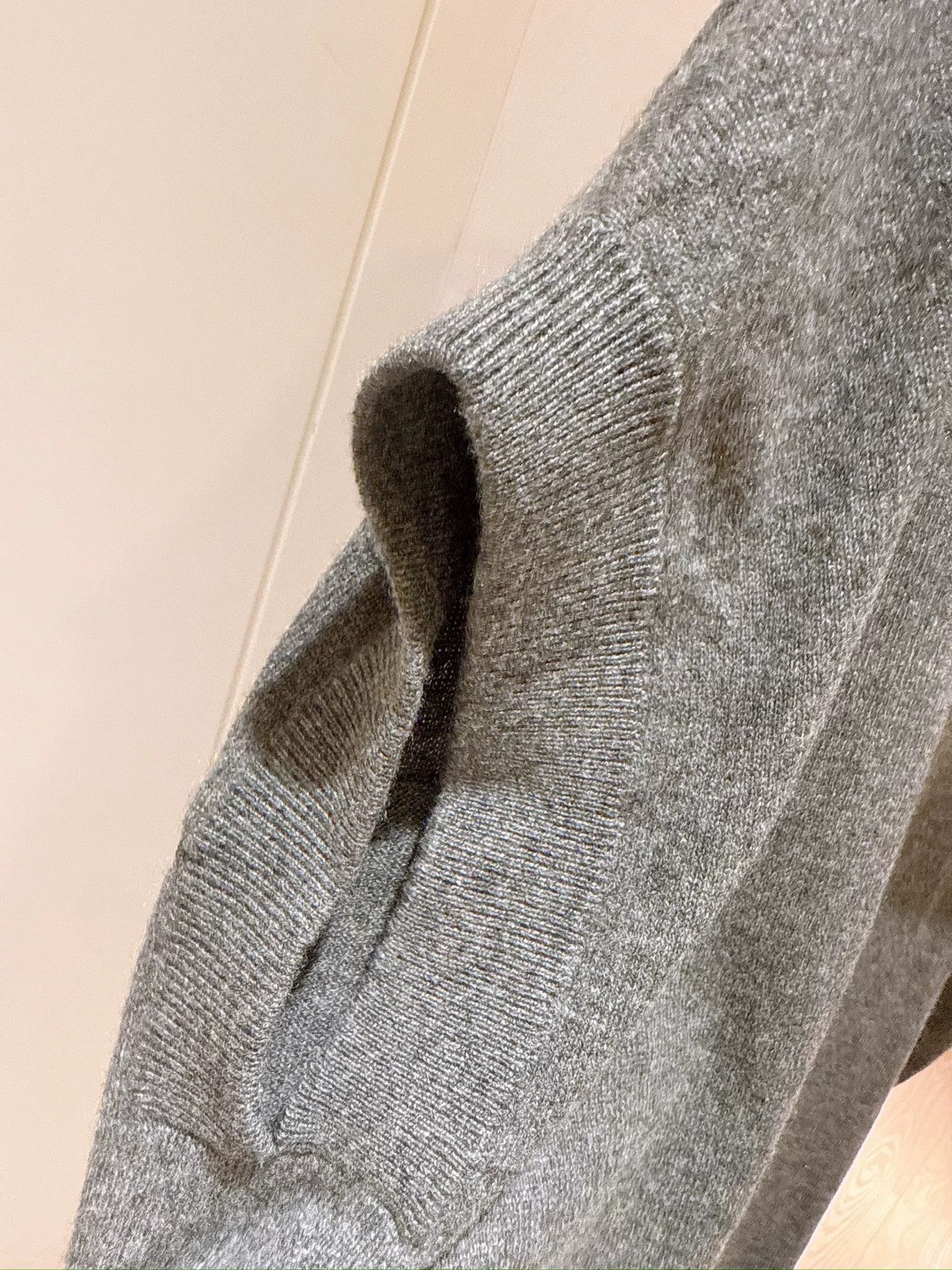 Brunello Cucinelli Brunello Cucinelli Beaded Cashmere Hoodie Size US S / EU 44-46 / 1 - 4 Thumbnail