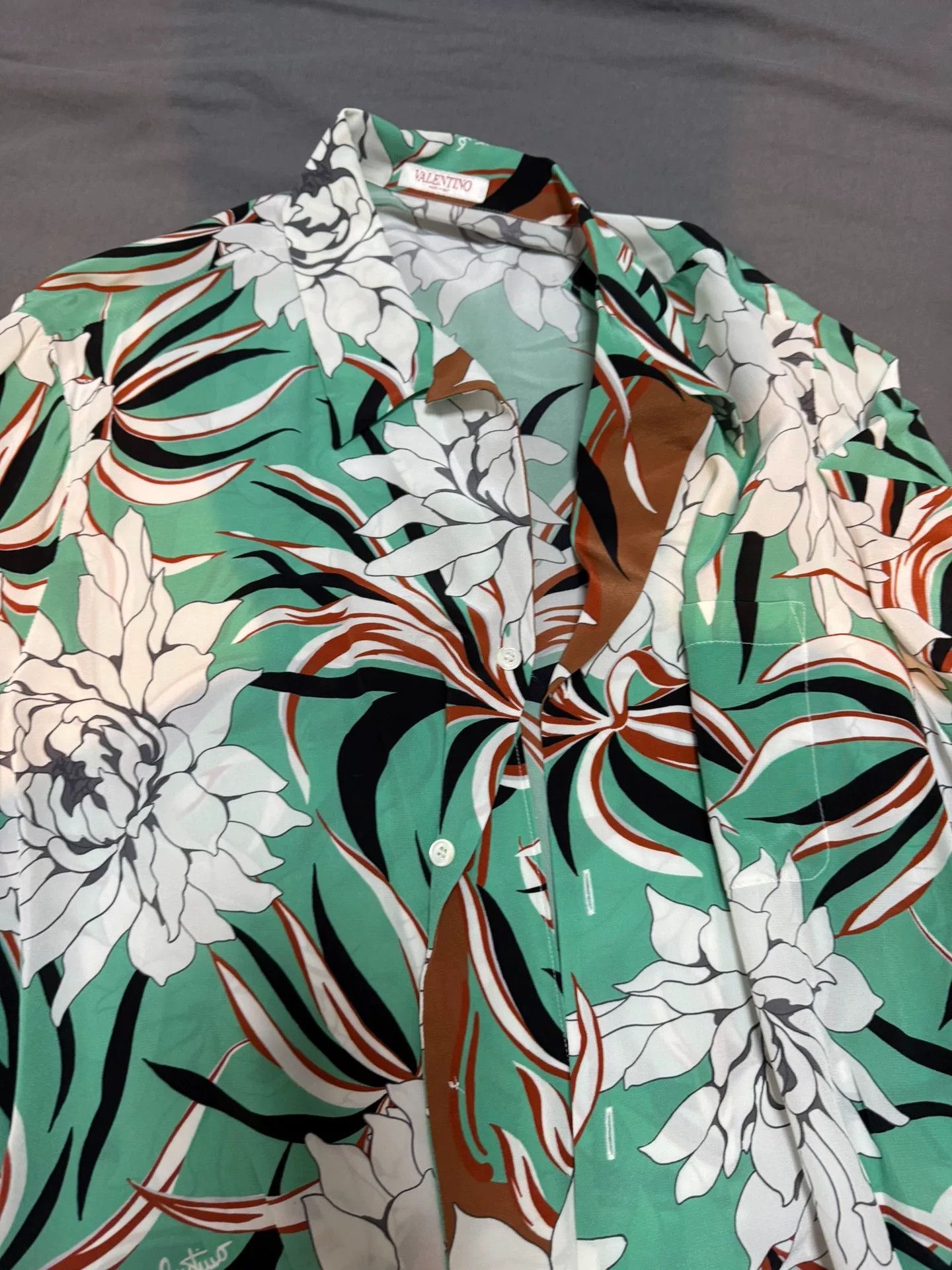 Valentino Valentino Silk Floral Button-Up Shirt Size US L / EU 52-54 / 3 - 5 Thumbnail