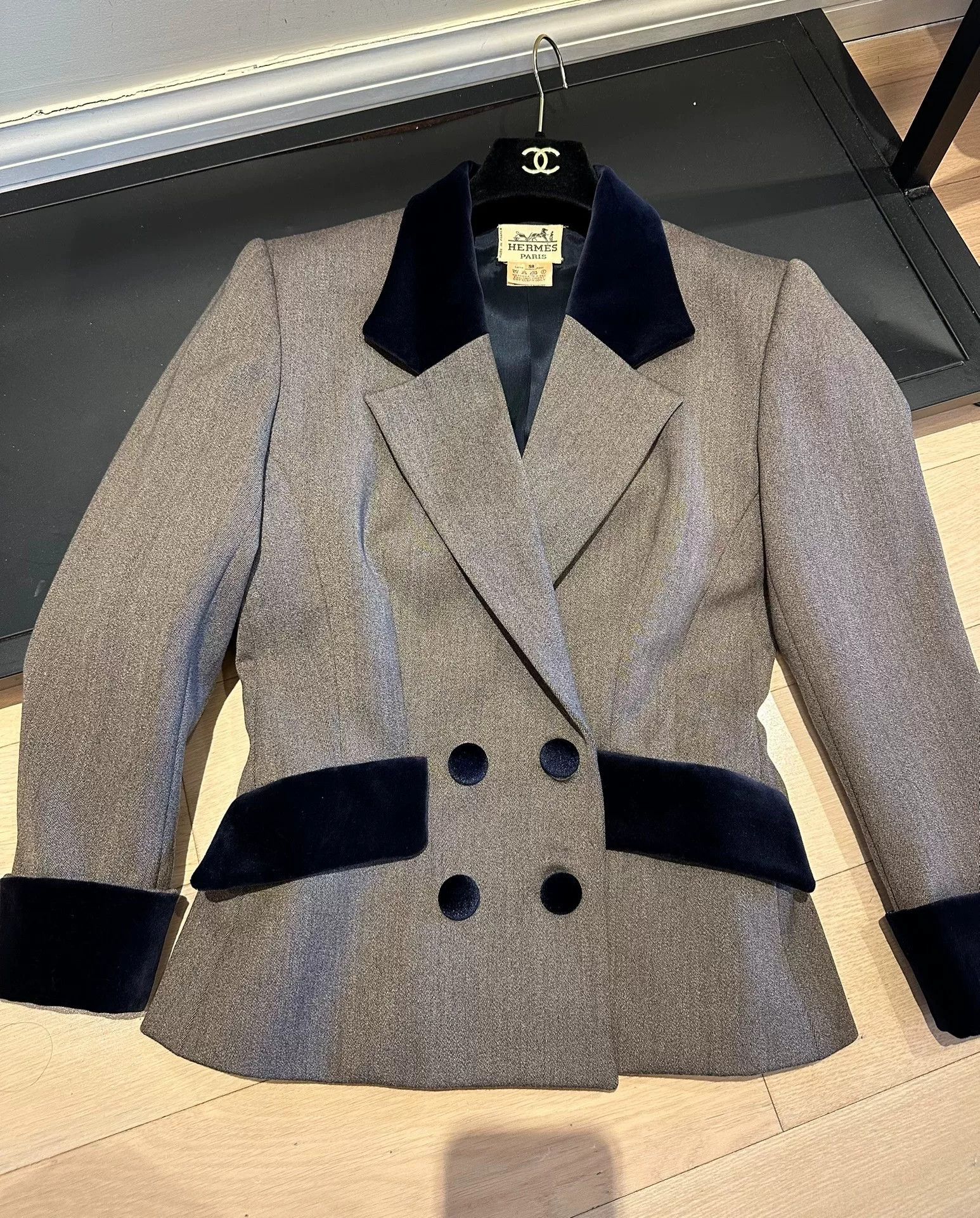 Hermes Hermes Gray Double-Breasted Blazer Size US M / EU 48-50 / 2 - 4 Thumbnail