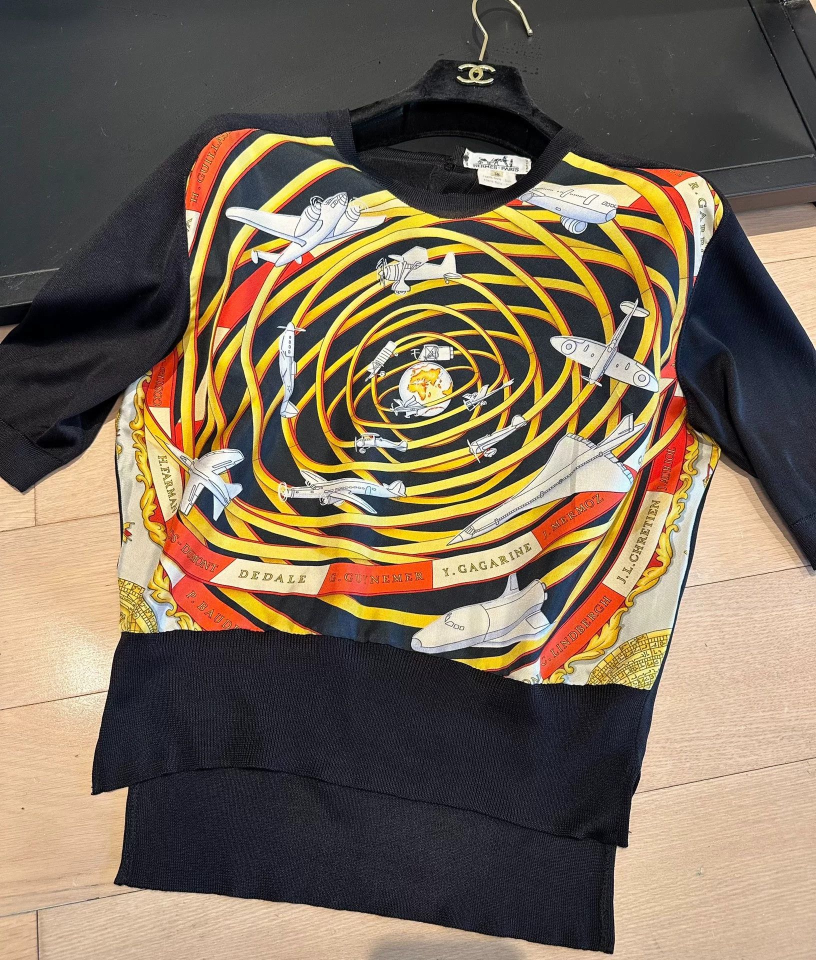 Hermes Hermes Silk Printed Short Sleeve Top Size US XS / EU 42 / 0 - 2 Thumbnail