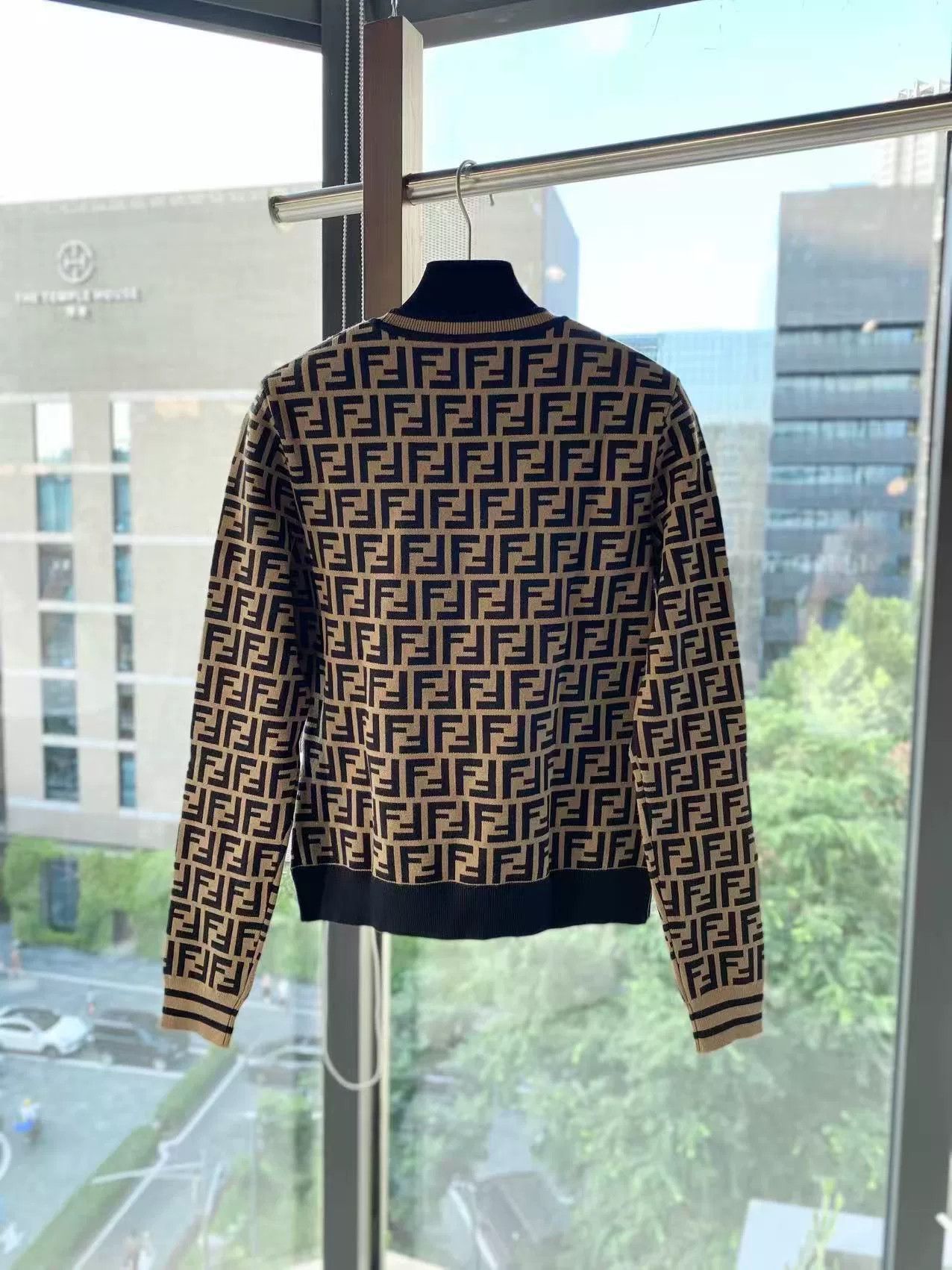 Fendi Fendilong-sleeve knitted sweater Size US XXS / EU 40 - 3 Thumbnail