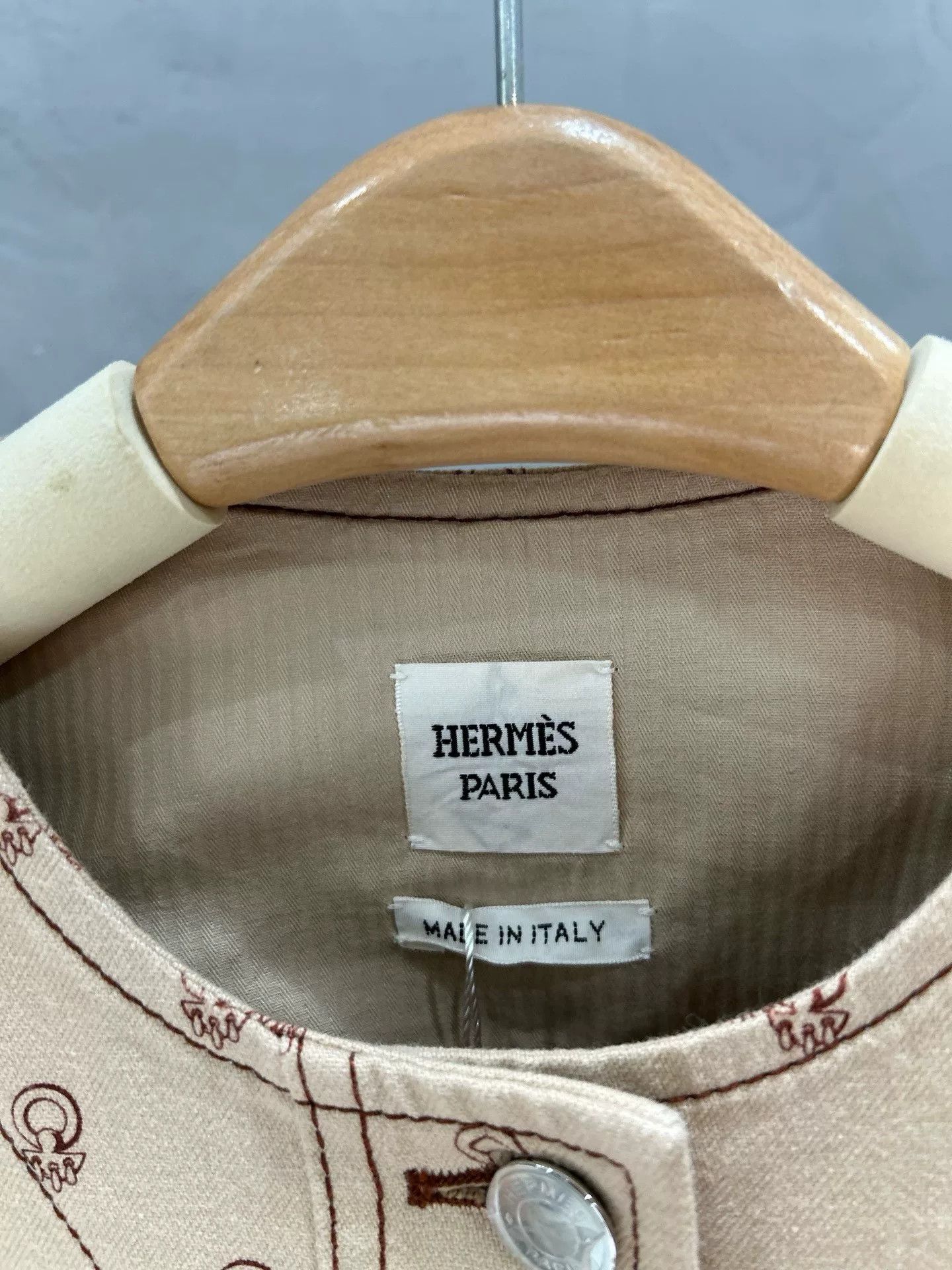 Hermes Hermes Logo Print Denim Jacket Beige Size US XS / EU 42 / 0 - 3 Thumbnail