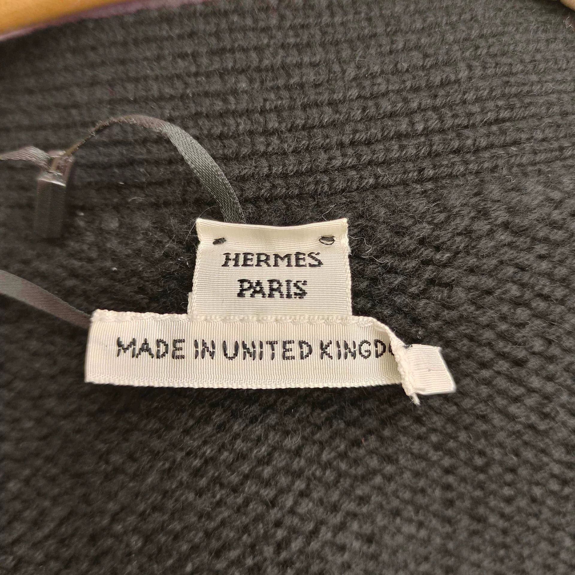 Hermes Hermes Black Cashmere Knit Cardigan Size US XS / EU 42 / 0 - 3 Thumbnail