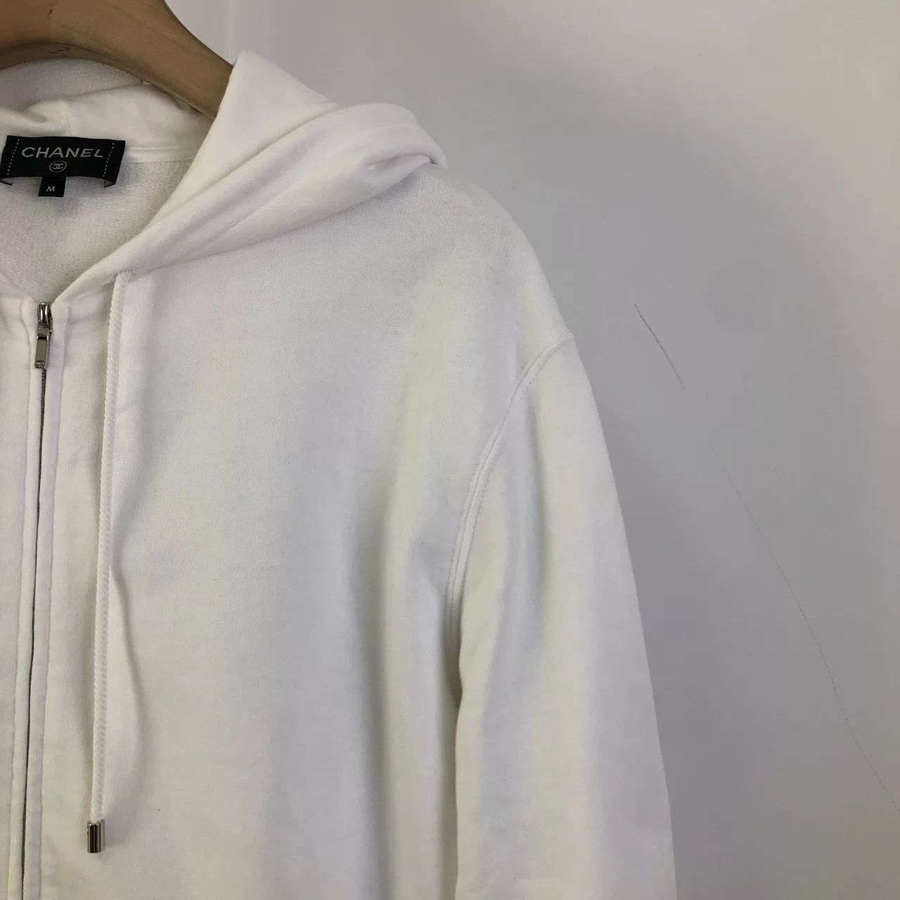 Chanel Chanel White Graffiti Sweatshirt Jacket Size US M / EU 48-50 / 2 - 4 Thumbnail