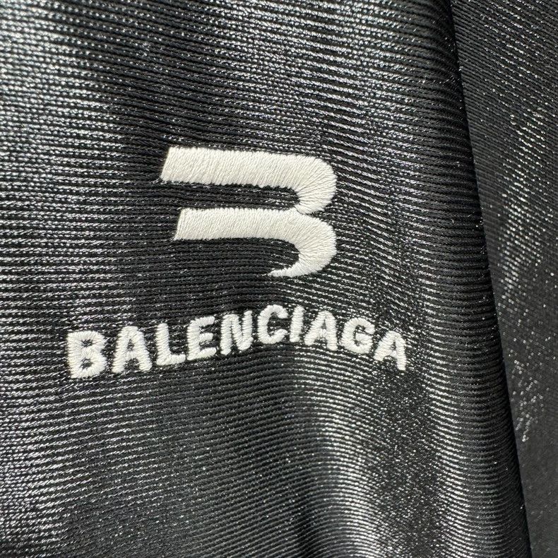 Balenciaga Balenciaga Runway Reflective Track Jacket Size US XXS / EU 40 - 3 Thumbnail
