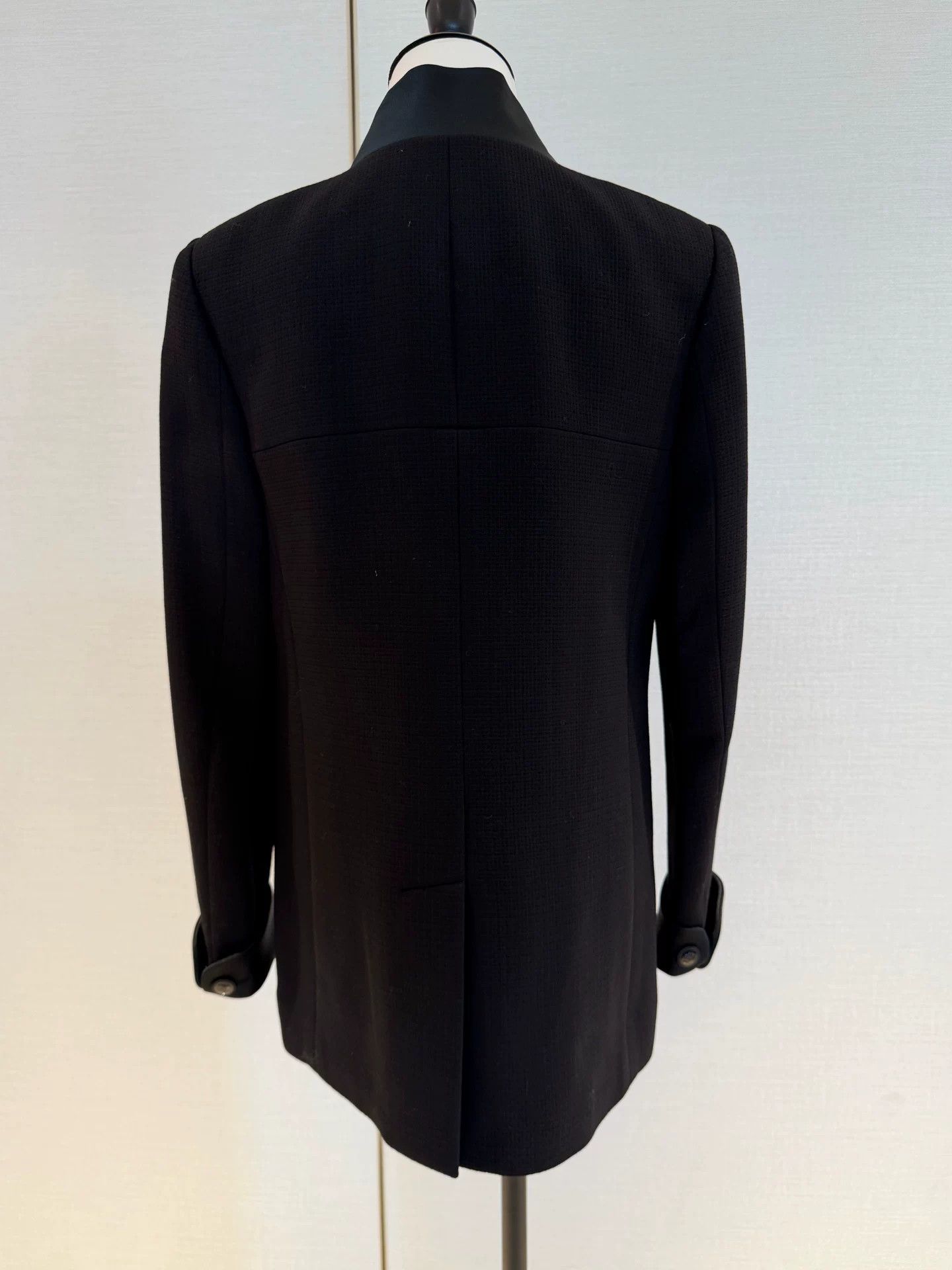 Chanel Chanel 18SS Black Wool Satin Blazer Size US S / EU 44-46 / 1 - 2 Thumbnail