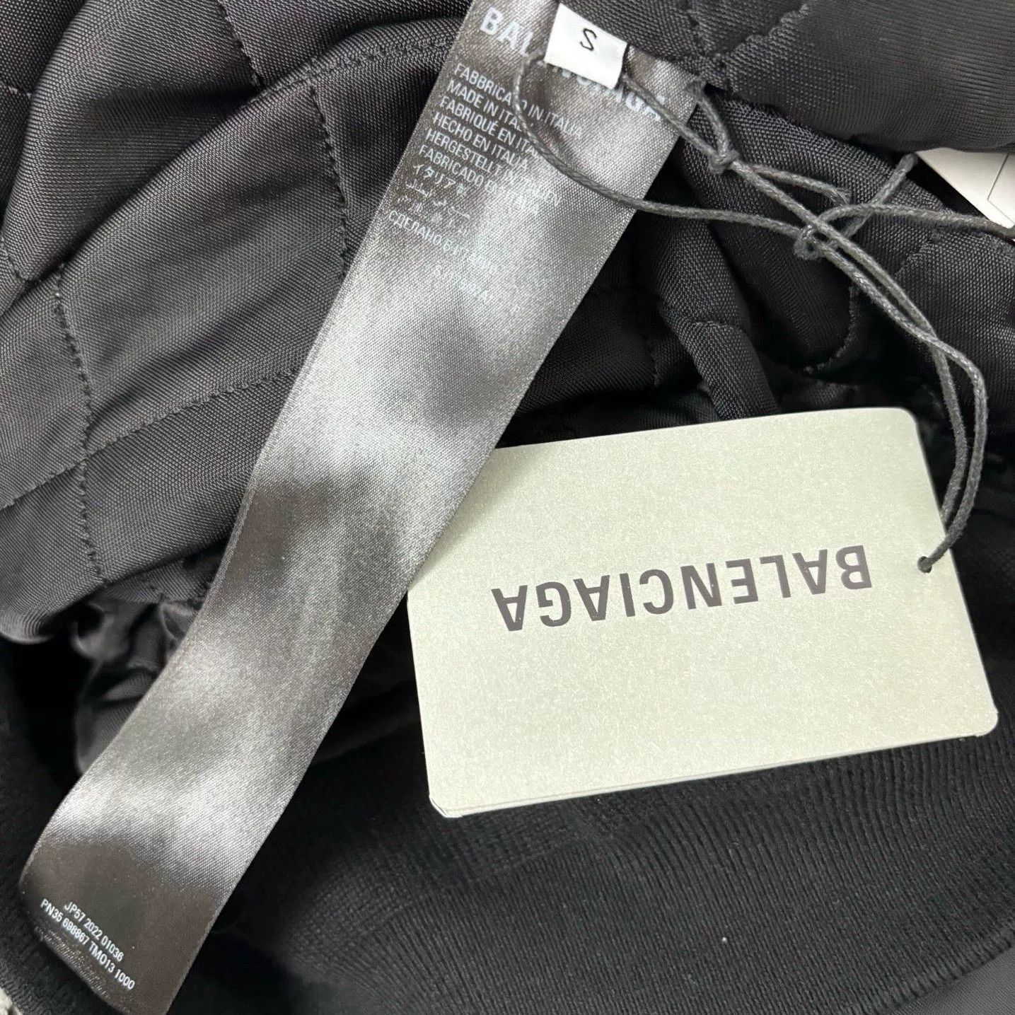Balenciaga Balenciaga 3B Embroidered Tech Bomber Jacket Size US S / EU 44-46 / 1 - 4 Thumbnail