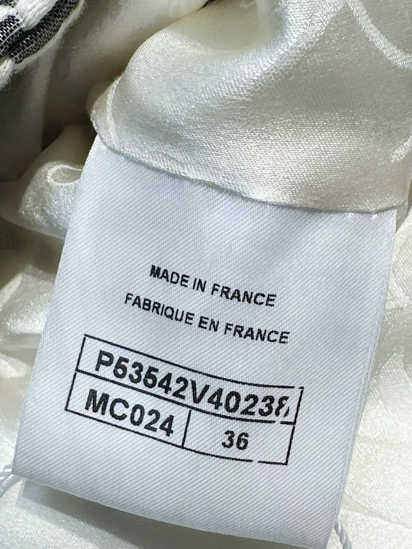 Chanel Chanel Gray White Plaid Short Jacket Size US M / EU 48-50 / 2 - 5 Thumbnail