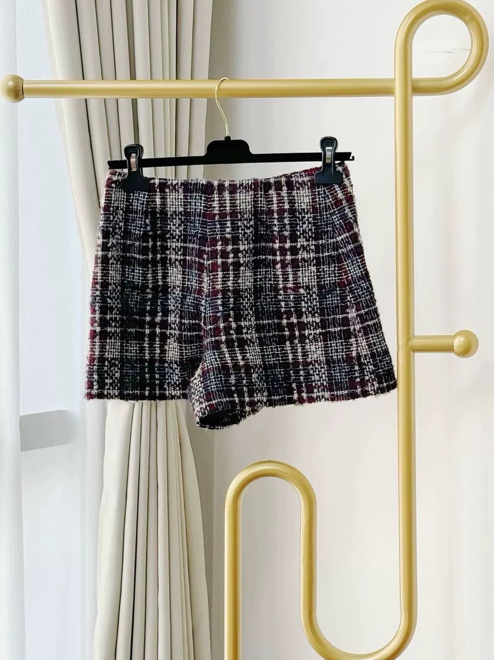 Chanel Chanel Red Base Tweed Striped Shorts Size US 34 / EU 50 - 2 Thumbnail