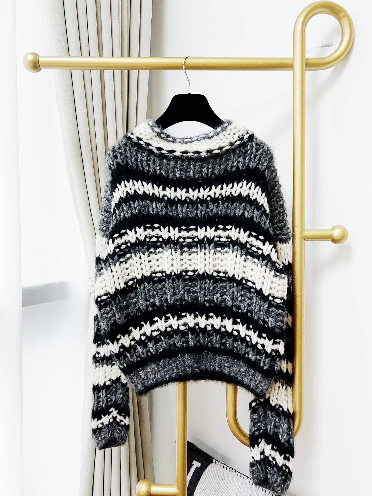 Chanel Chanel 19K Snow Striped Knit Sweater Size US XS / EU 42 / 0 - 3 Thumbnail