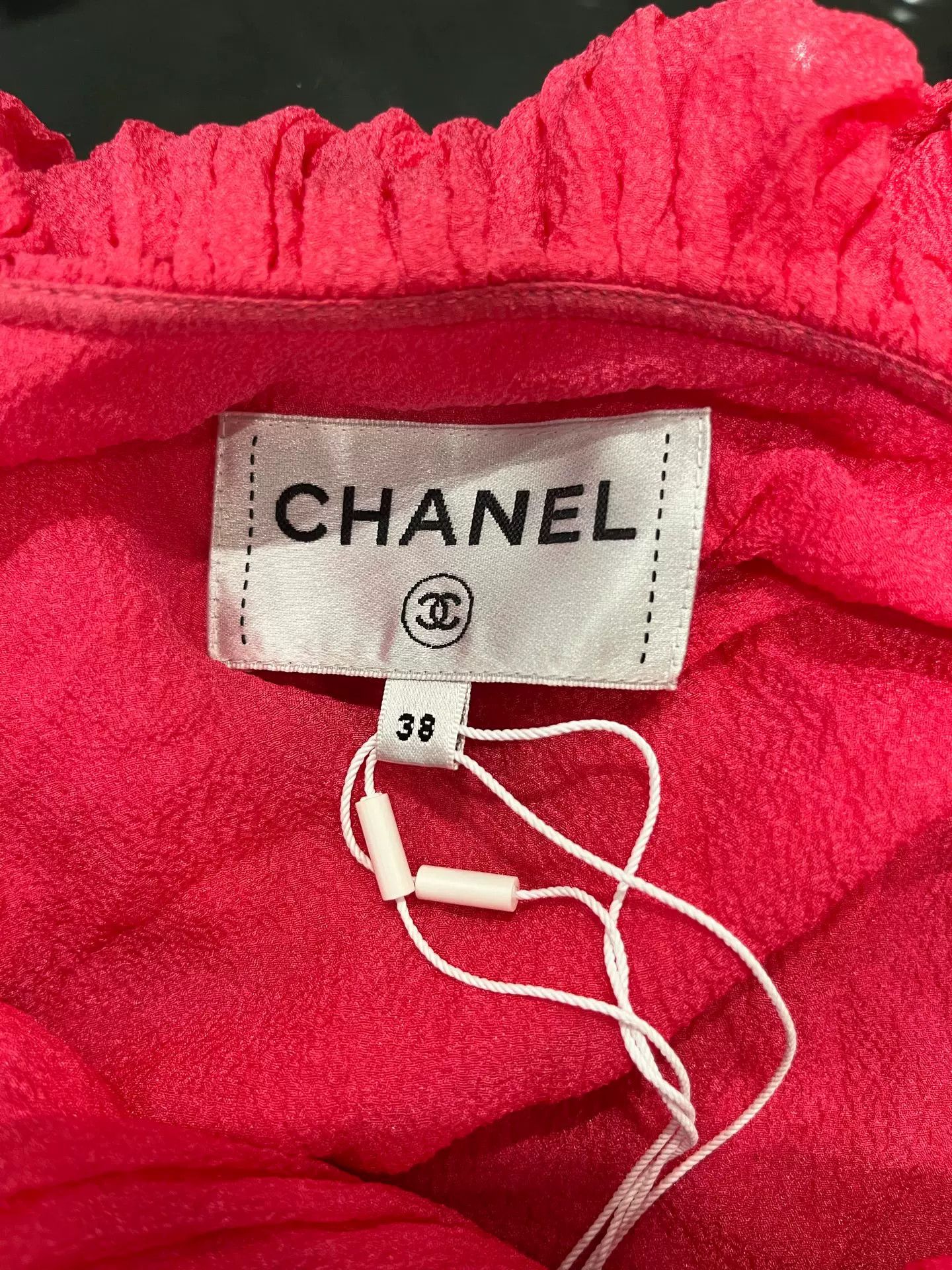 Chanel Chanel 2021 Pink Ruffle Dress FR38 Size US M / EU 48-50 / 2 - 3 Thumbnail