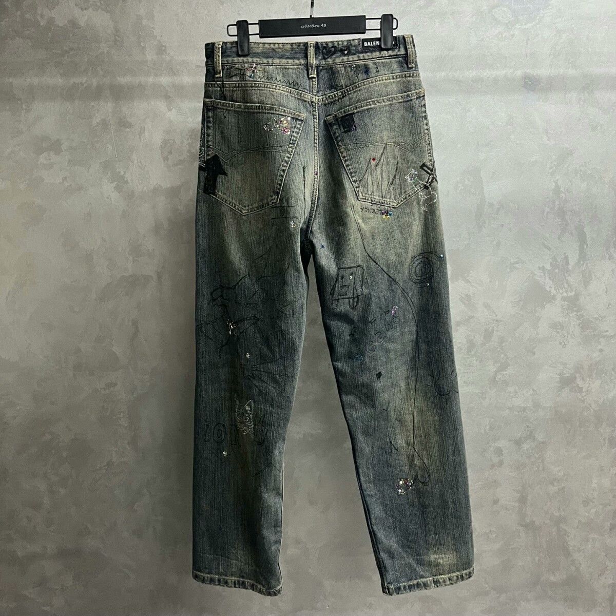 Balenciaga Balenciaga Blue Graffiti Print Straight Jeans Size US 26 / EU 42 - 2 Thumbnail