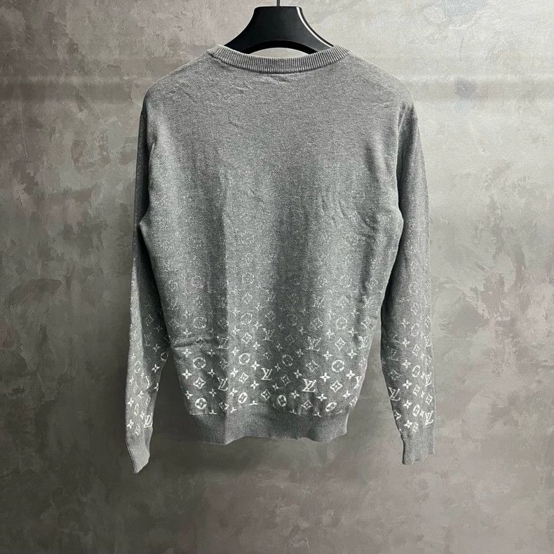 Louis Vuitton Louis Vuitton Gray Gradient Knit Sweater Size US S / EU 44-46 / 1 - 2 Thumbnail