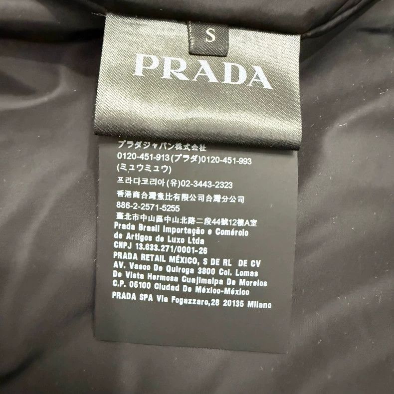 Prada Prada Double Layer Printed Coat Size US S / EU 44-46 / 1 - 6 Thumbnail