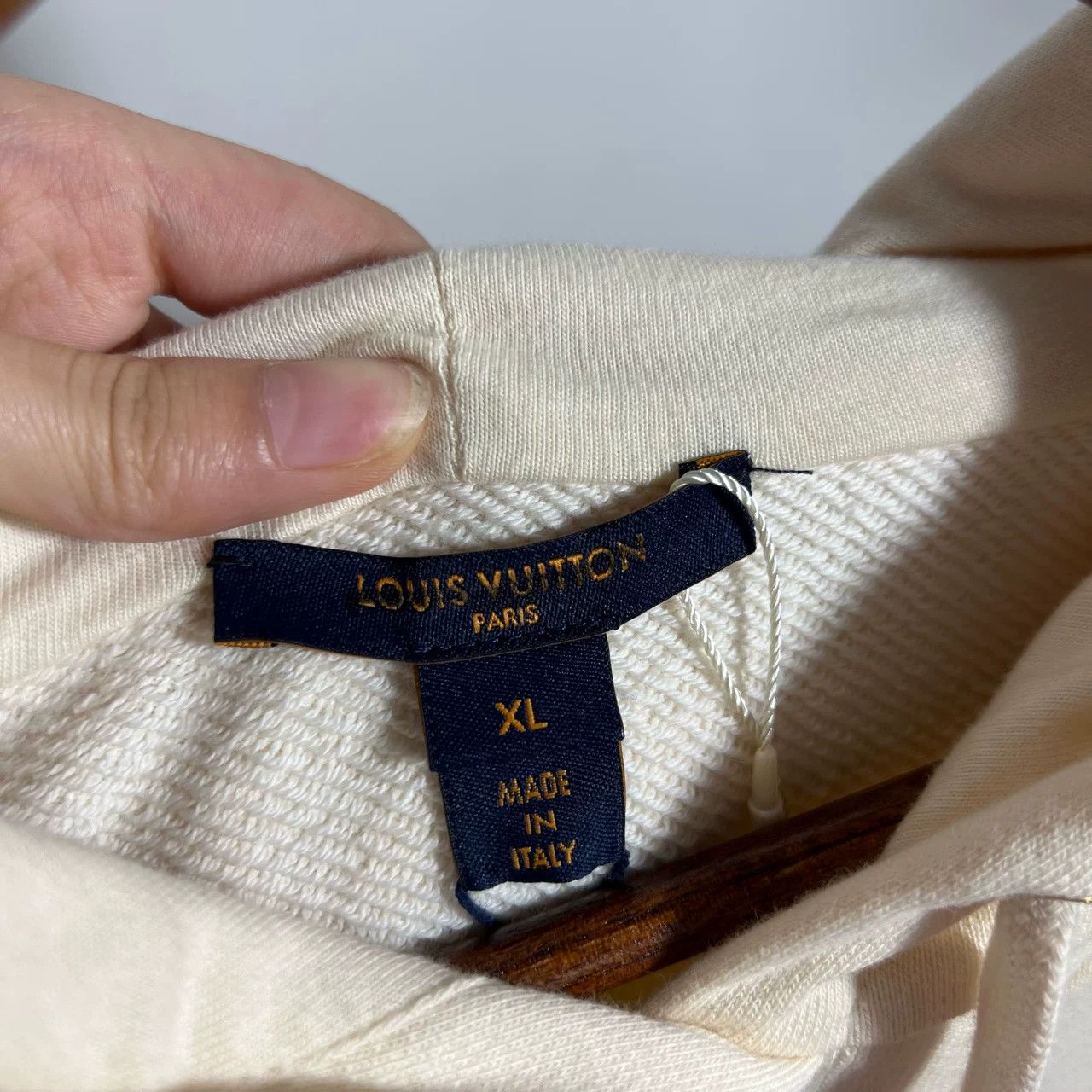 Louis Vuitton Louis Vuitton Embroidered Logo Hoodie Size US XL / EU 56 / 4 - 3 Thumbnail