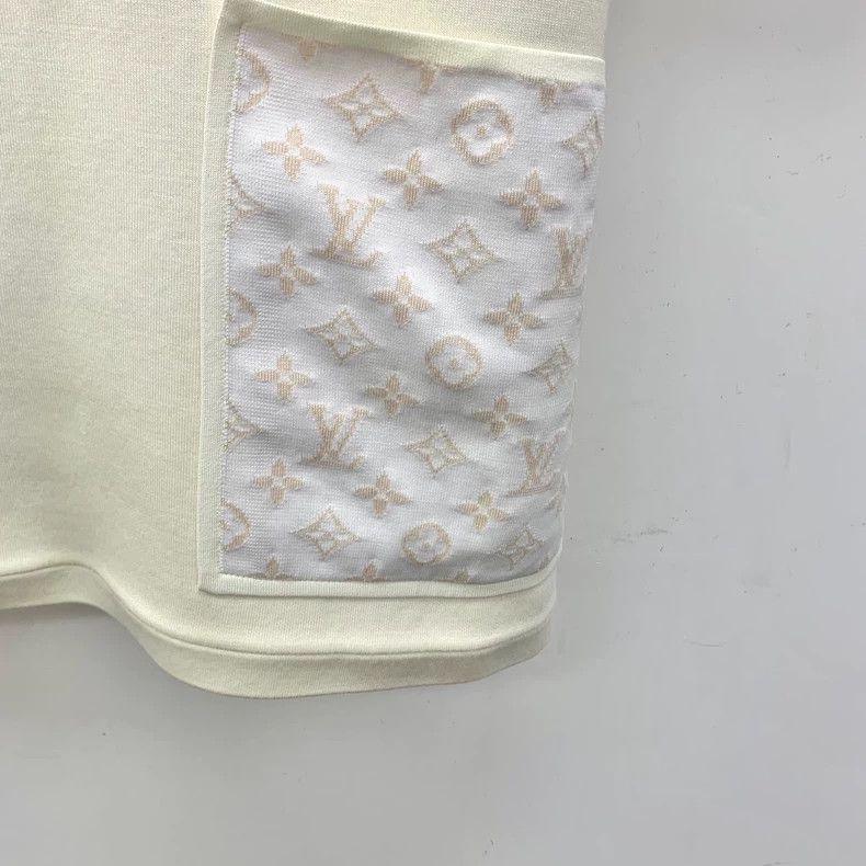 Louis Vuitton Louis Vuitton Beige Logo Wool Short-Sleeve T-Shirt Size US M / EU 48-50 / 2 - 4 Thumbnail