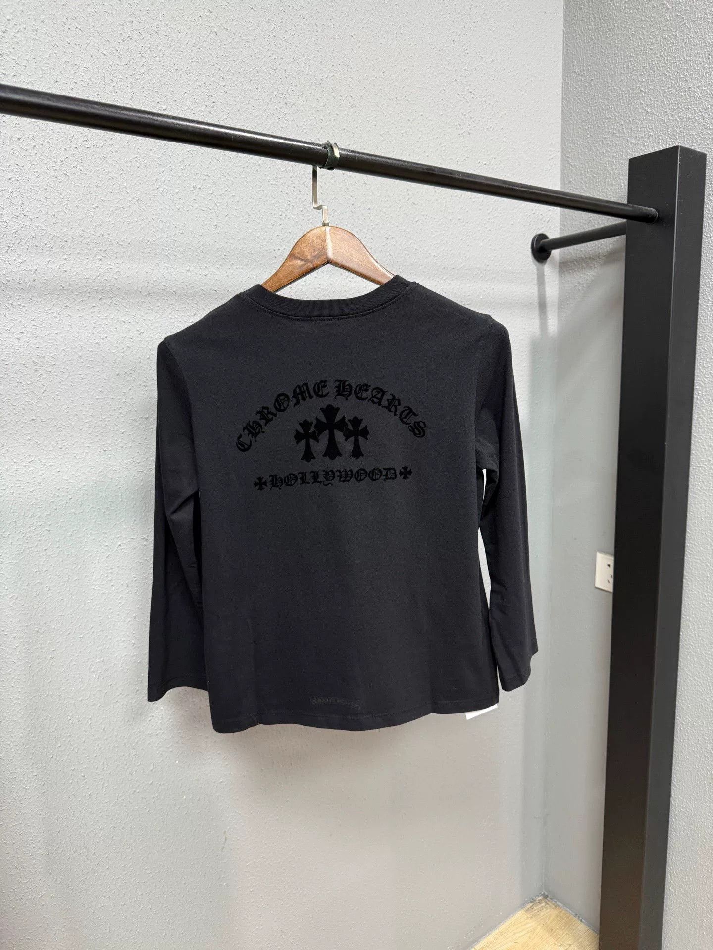 Chrome Hearts Chrome Hearts Black Velvet Cross Longsleeve Size US M / EU 48-50 / 2 - 2 Thumbnail