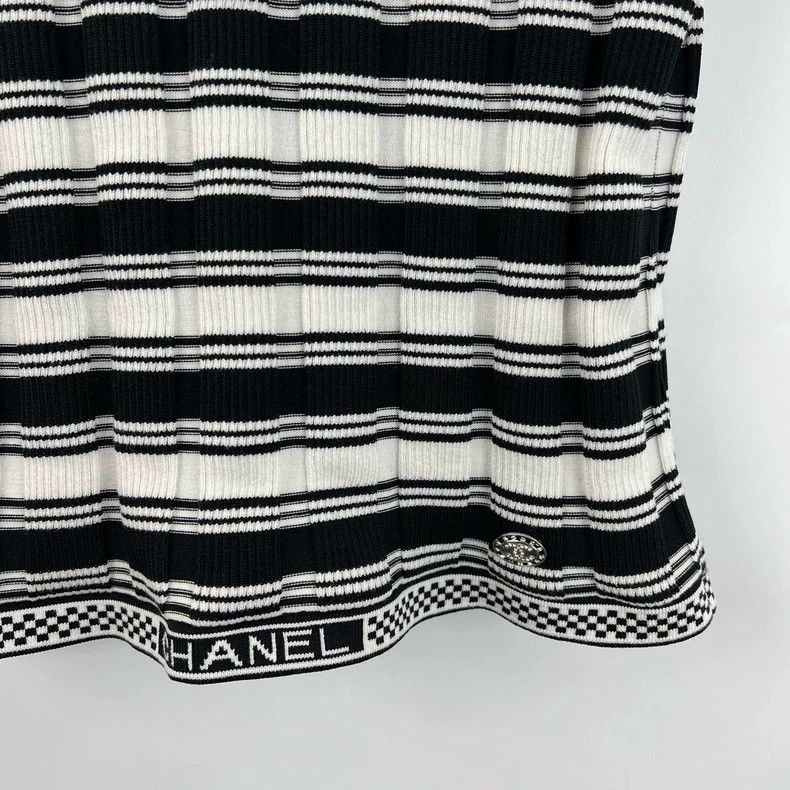 Chanel Chanel Black White Stripe Logo Knit Top Size US M / EU 48-50 / 2 - 6 Thumbnail