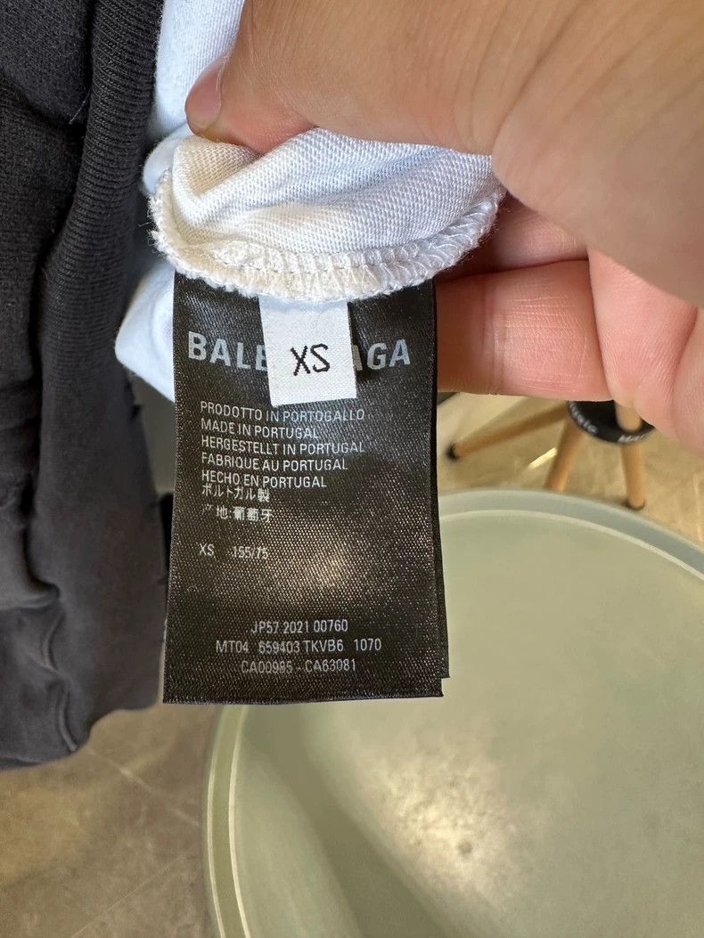 Balenciaga Balenciaga Distressed Lettering Hoodie Size US XS / EU 42 / 0 - 5 Thumbnail