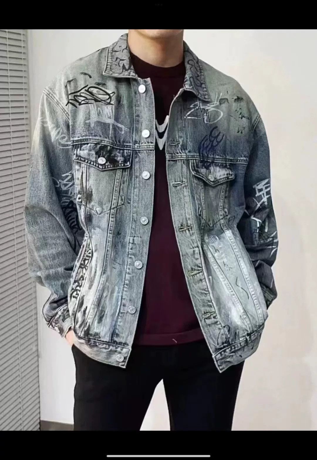 Balenciaga Balenciaga Graffiti Distressed Denim Jacket Size US S / EU 44-46 / 1 - 4 Thumbnail