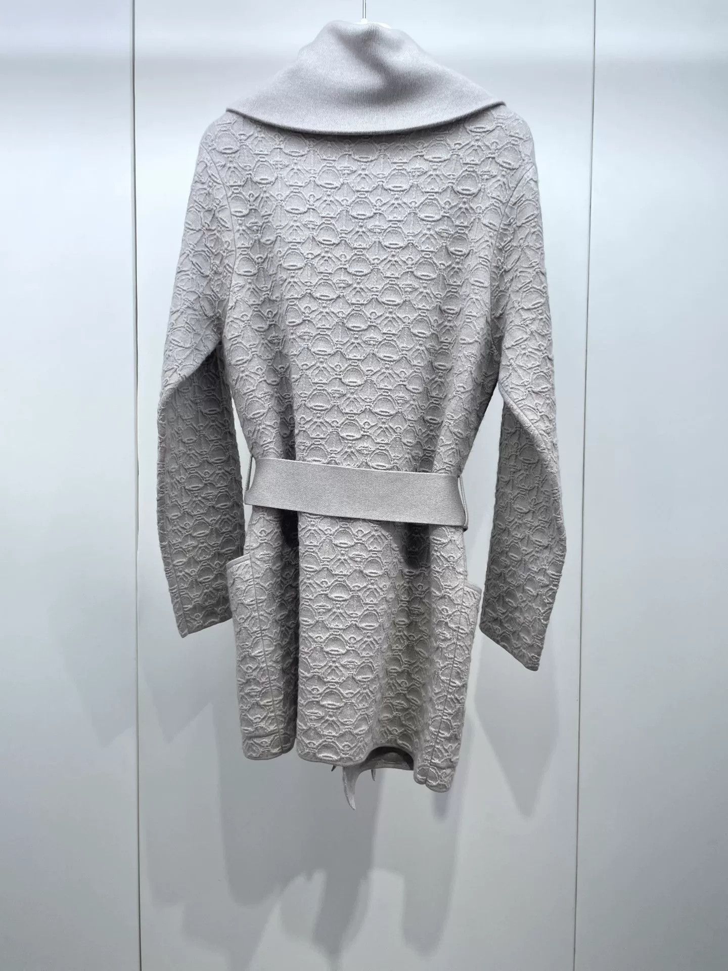 Hermes Hermes Cashmere Belted Cardigan Sweater Size US XS / EU 42 / 0 - 2 Thumbnail