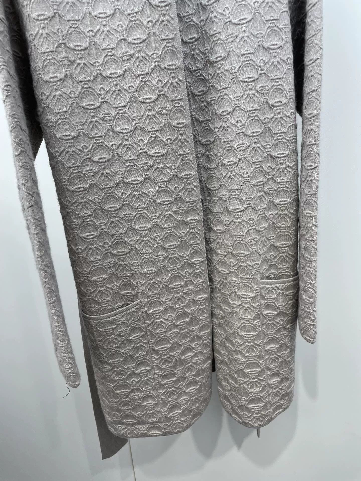 Hermes Hermes Cashmere Belted Cardigan Sweater Size US XS / EU 42 / 0 - 4 Thumbnail