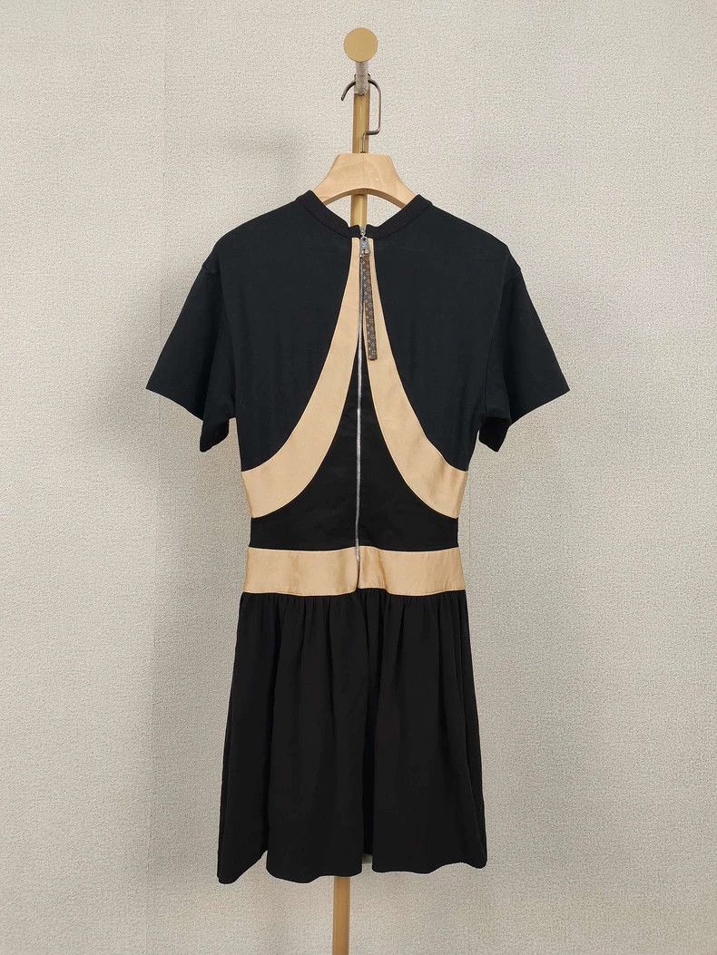 Louis Vuitton LV Black Paneled Waist Dress XS Size US XS / EU 42 / 0 - 2 Thumbnail