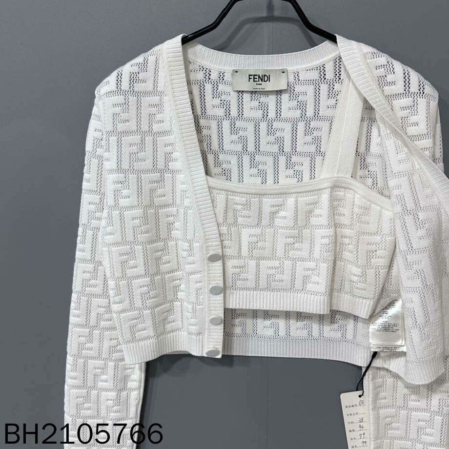 Fendi FENDI Monogram Cardigan Skirt Vest Set Size US S / EU 44-46 / 1 - 4 Thumbnail