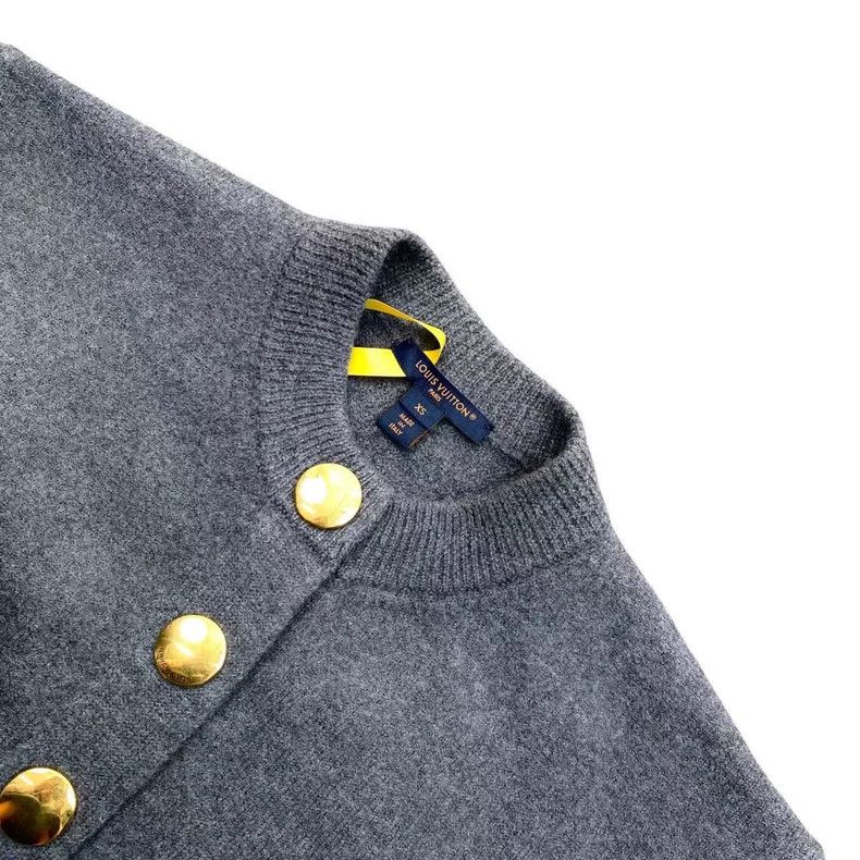 Louis Vuitton Louis Vuitton Gray Gold Button Cardigan XS Size US XS / EU 42 / 0 - 3 Thumbnail