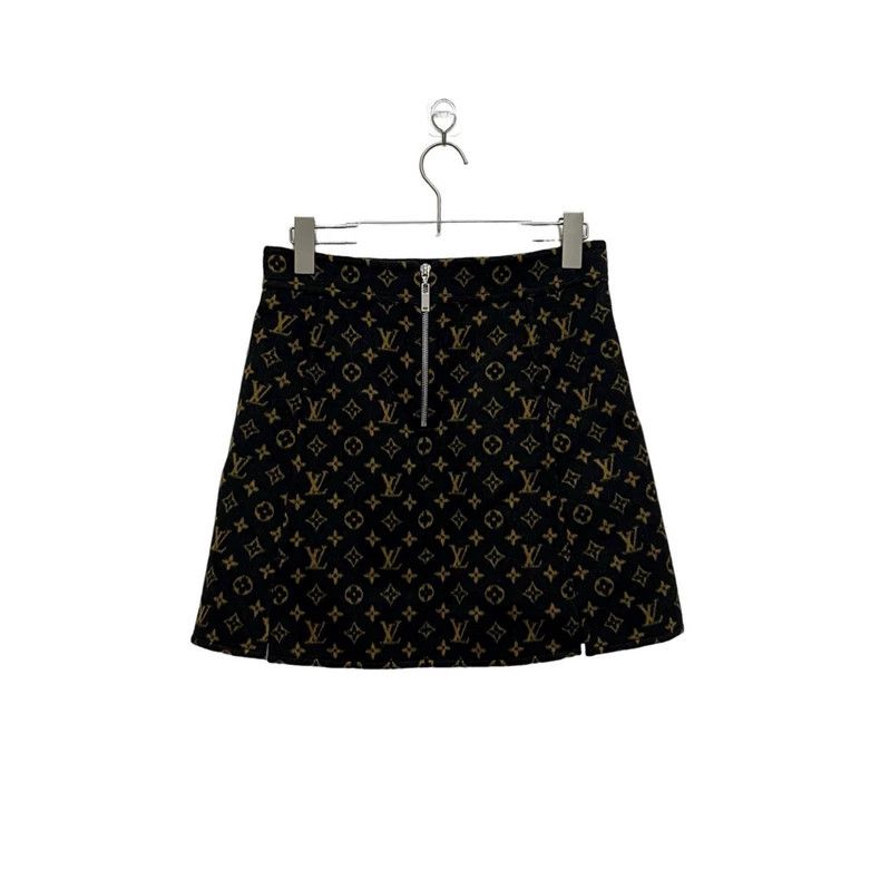 Louis Vuitton Louis Vuitton Monogram Mini Skirt Size US 36 / EU 52 - 2 Thumbnail