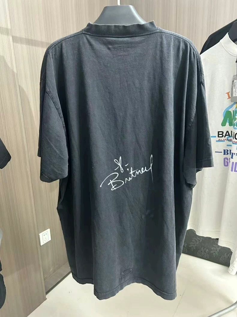 Balenciaga Balenciaga Britney Music Collaboration Tee Size US L / EU 52-54 / 3 - 4 Thumbnail
