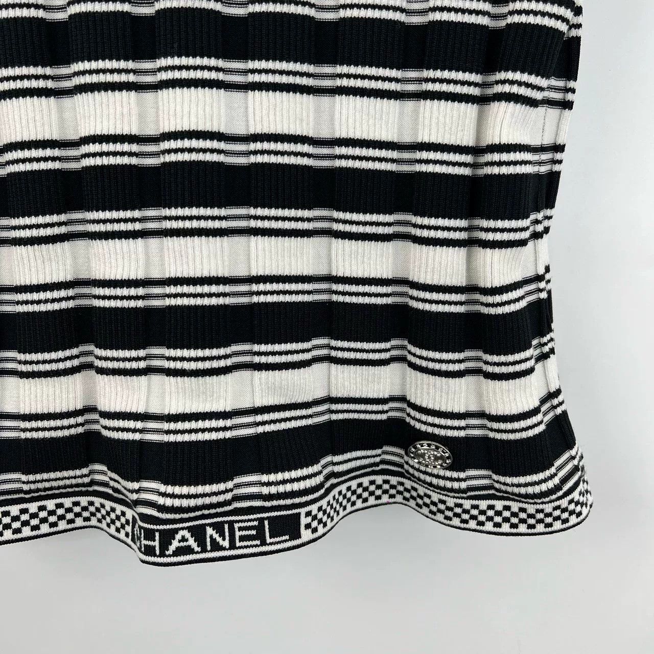 Chanel Chanel Black White Stripe Logo Knit Top Size US S / EU 44-46 / 1 - 6 Thumbnail