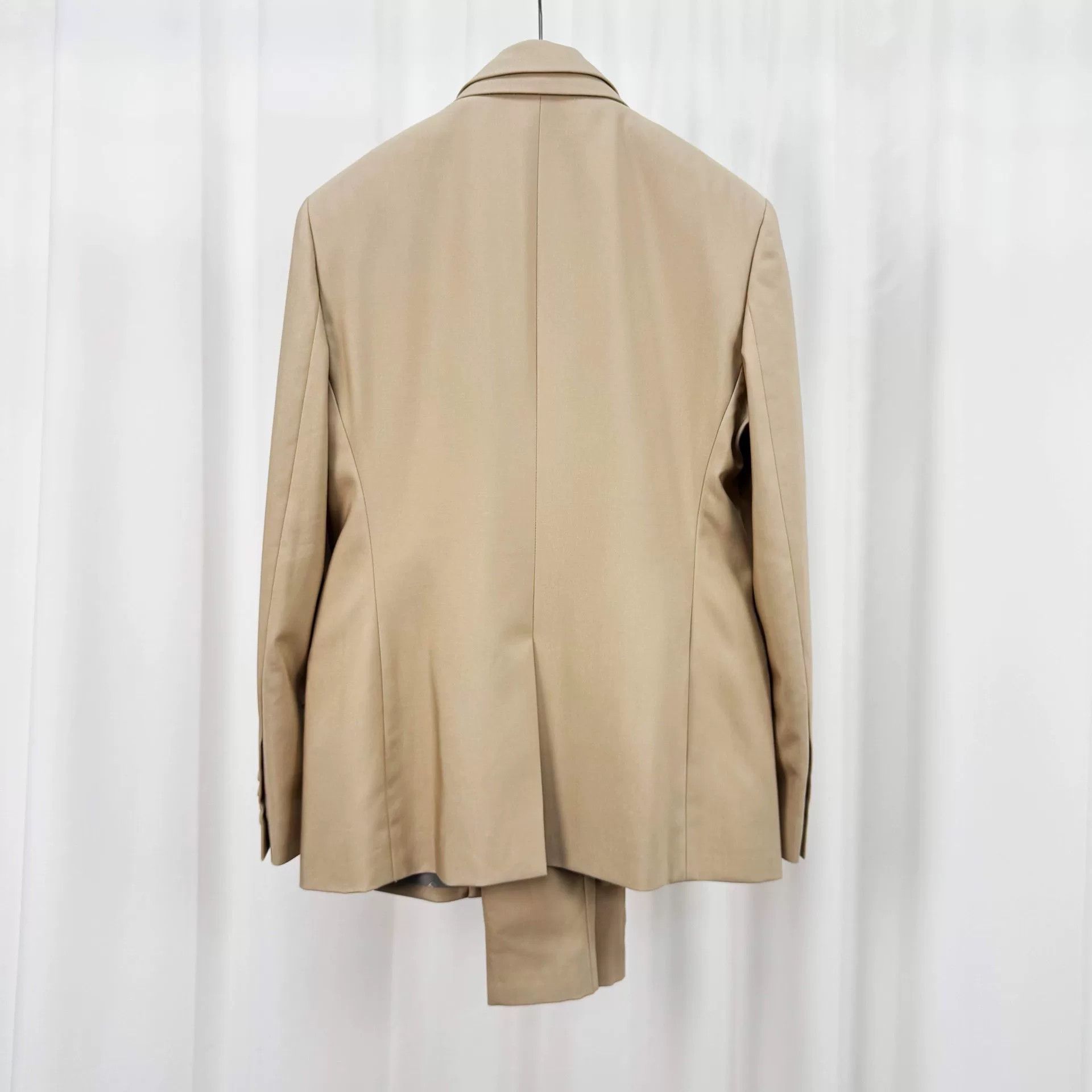 Dior dior beige double-breasted wool blazer Size US L / EU 52-54 / 3 - 2 Thumbnail