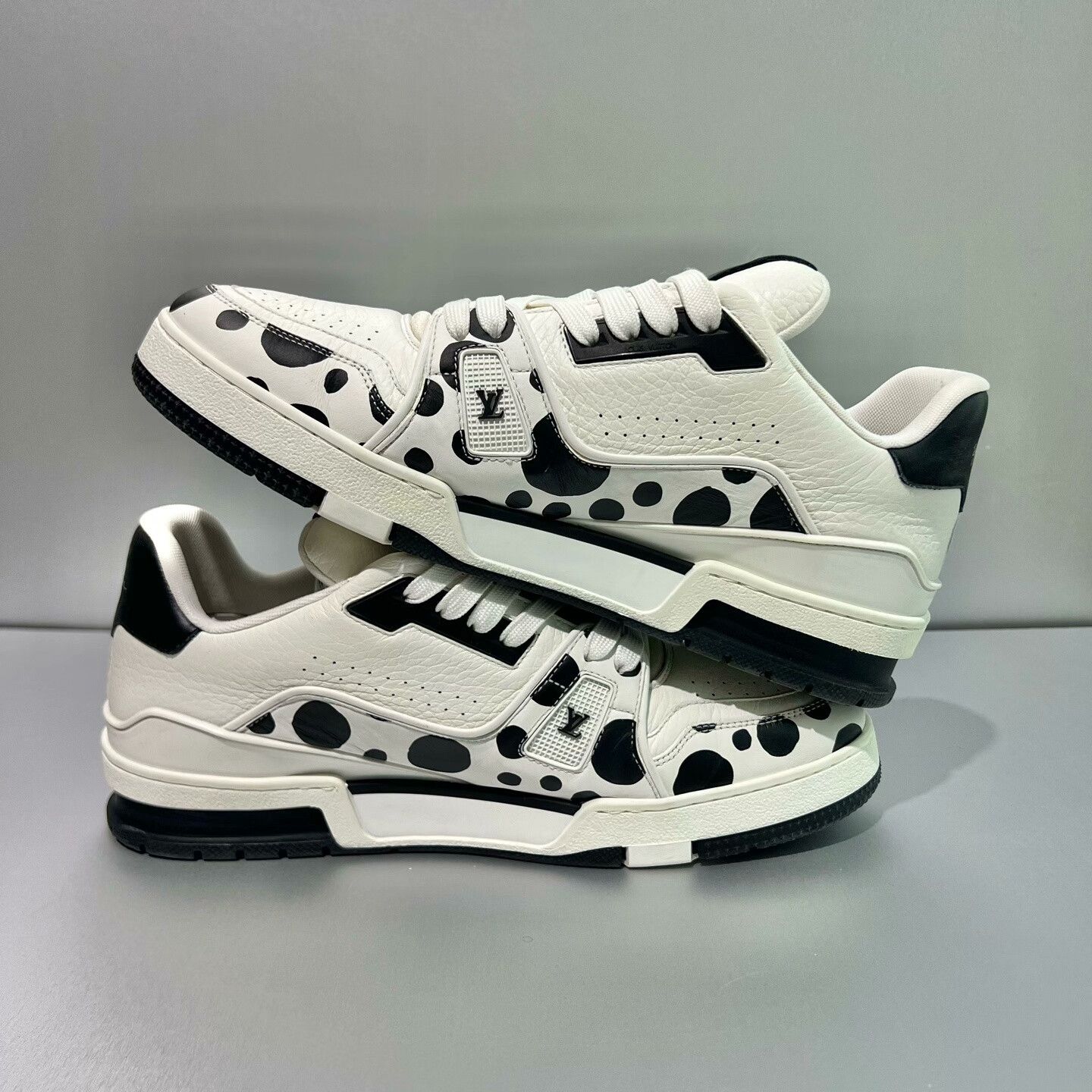 Louis Vuitton Louis Vuitton Trainer Yayoi Kusama Polka Dot Size US 8.5 / EU 41-42 - 4 Thumbnail