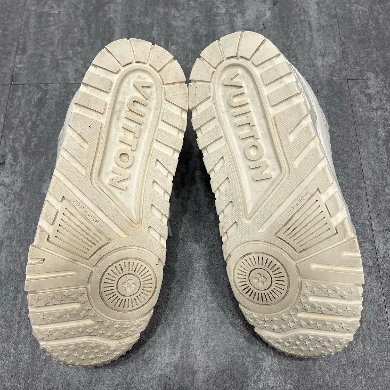 Louis Vuitton Louis Vuitton LV Trainer Maxi Sneakers Size US 9.5 / EU 42-43 - 7 Thumbnail
