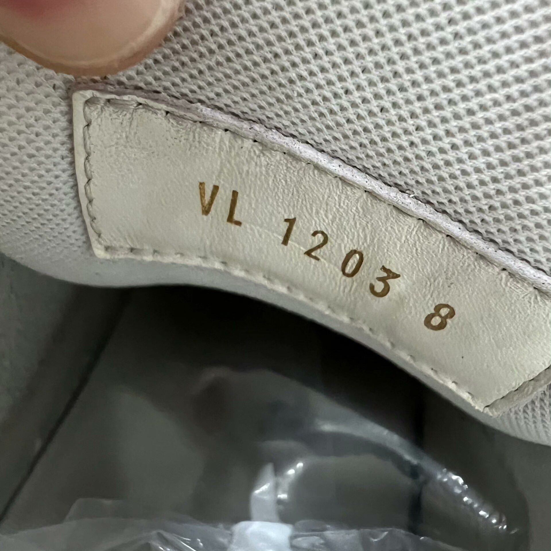 Louis Vuitton Louis Vuitton Trainer Maxi New Size US 8 / EU 41 - 9 Thumbnail