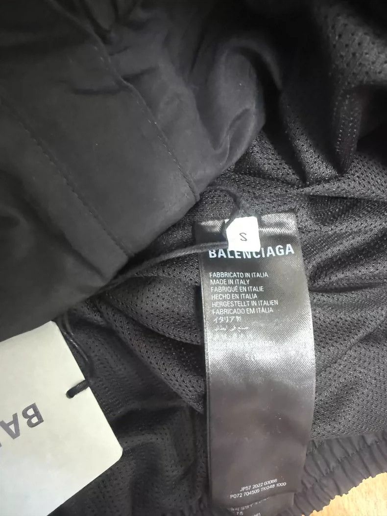 Balenciaga Balenciaga 3B Sports Nylon Jacket Size US S / EU 44-46 / 1 - 3 Thumbnail