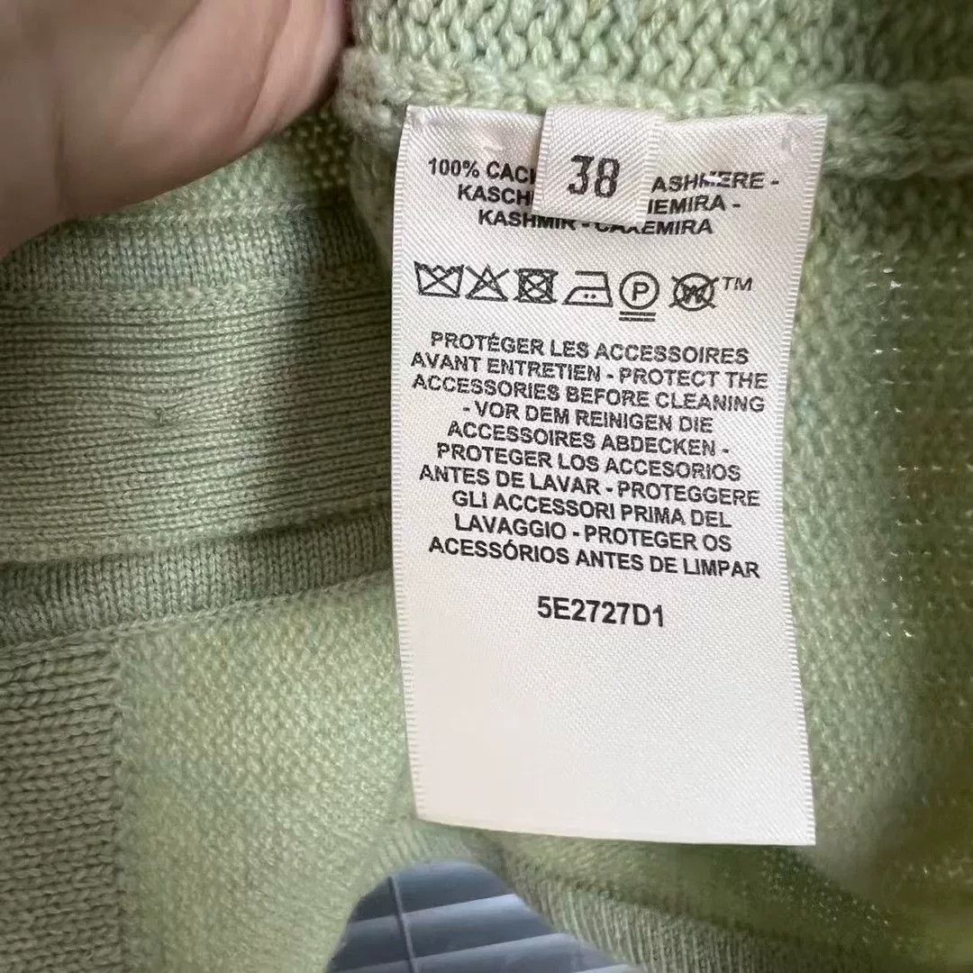 Hermes Hermes Avocado Cashmere Cardigan Size US L / EU 52-54 / 3 - 5 Thumbnail