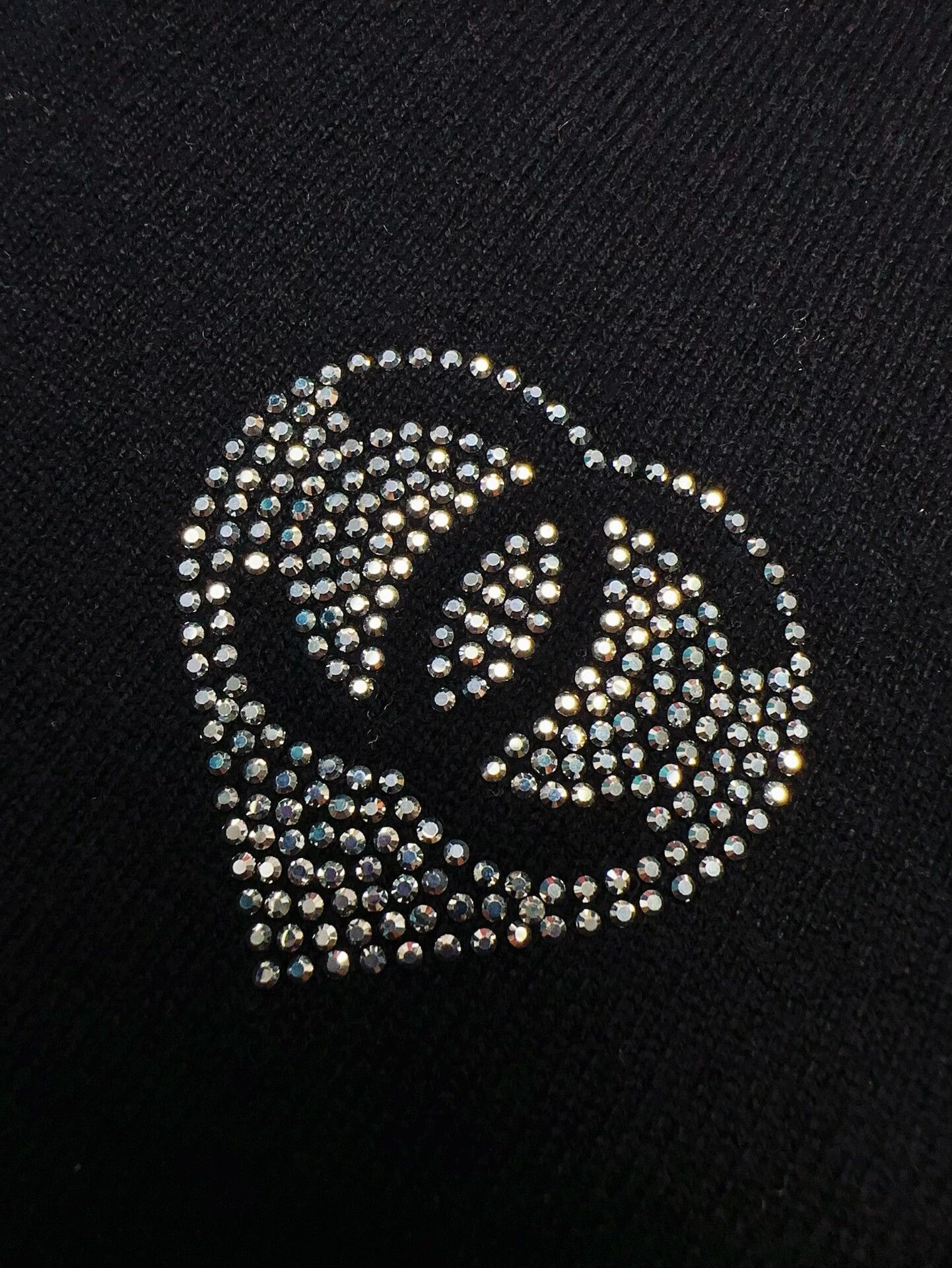 Chanel black cashmere scarf with diamond heart Size ONE SIZE - 4 Thumbnail