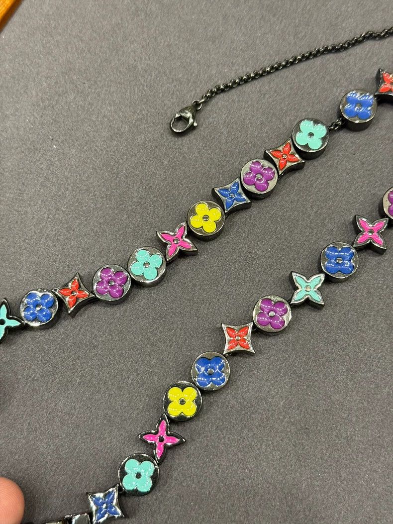 Louis Vuitton Louis Vuitton Monogram Party Necklace Size ONE SIZE - 3 Thumbnail