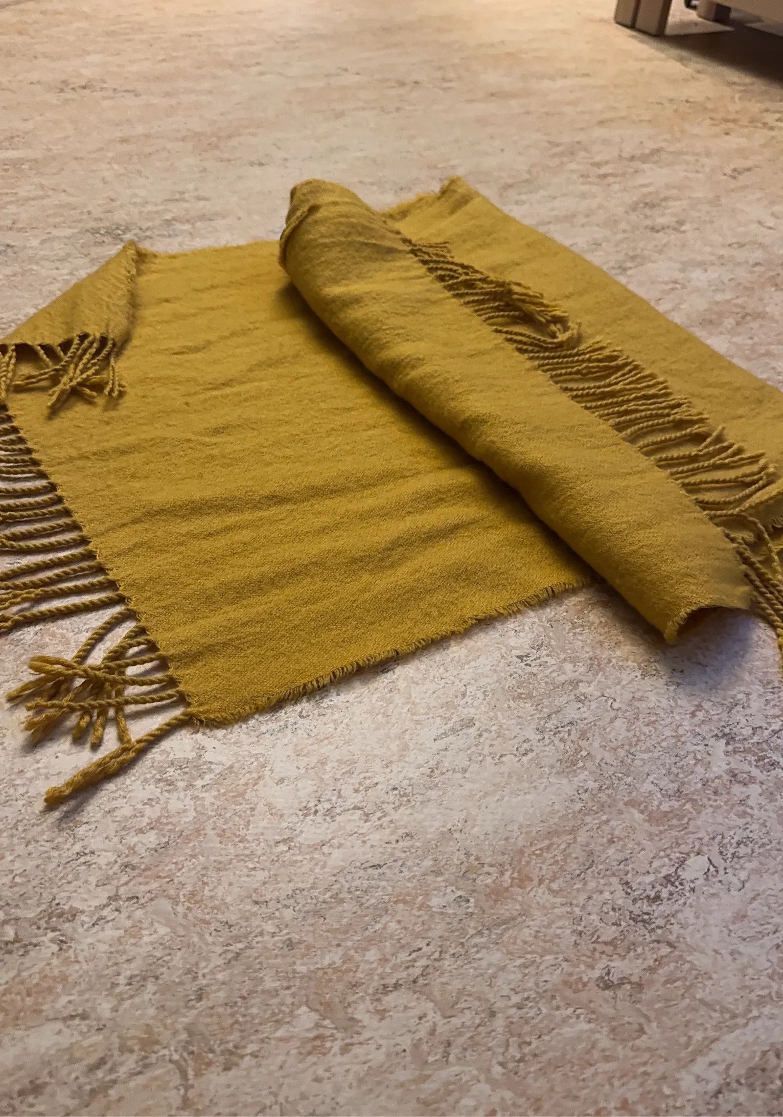 H&M H&M Scarf H&M Scarf Size ONE SIZE - 2 Thumbnail