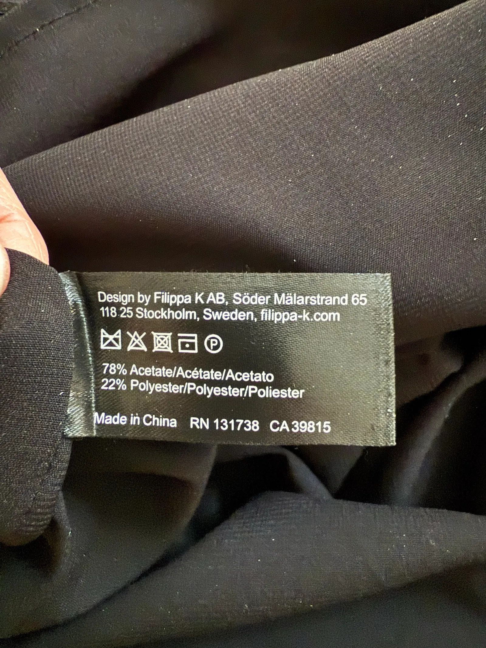 Filippa K Filippa K Skirt Size 27" / US 4 / IT 40 - 3 Thumbnail