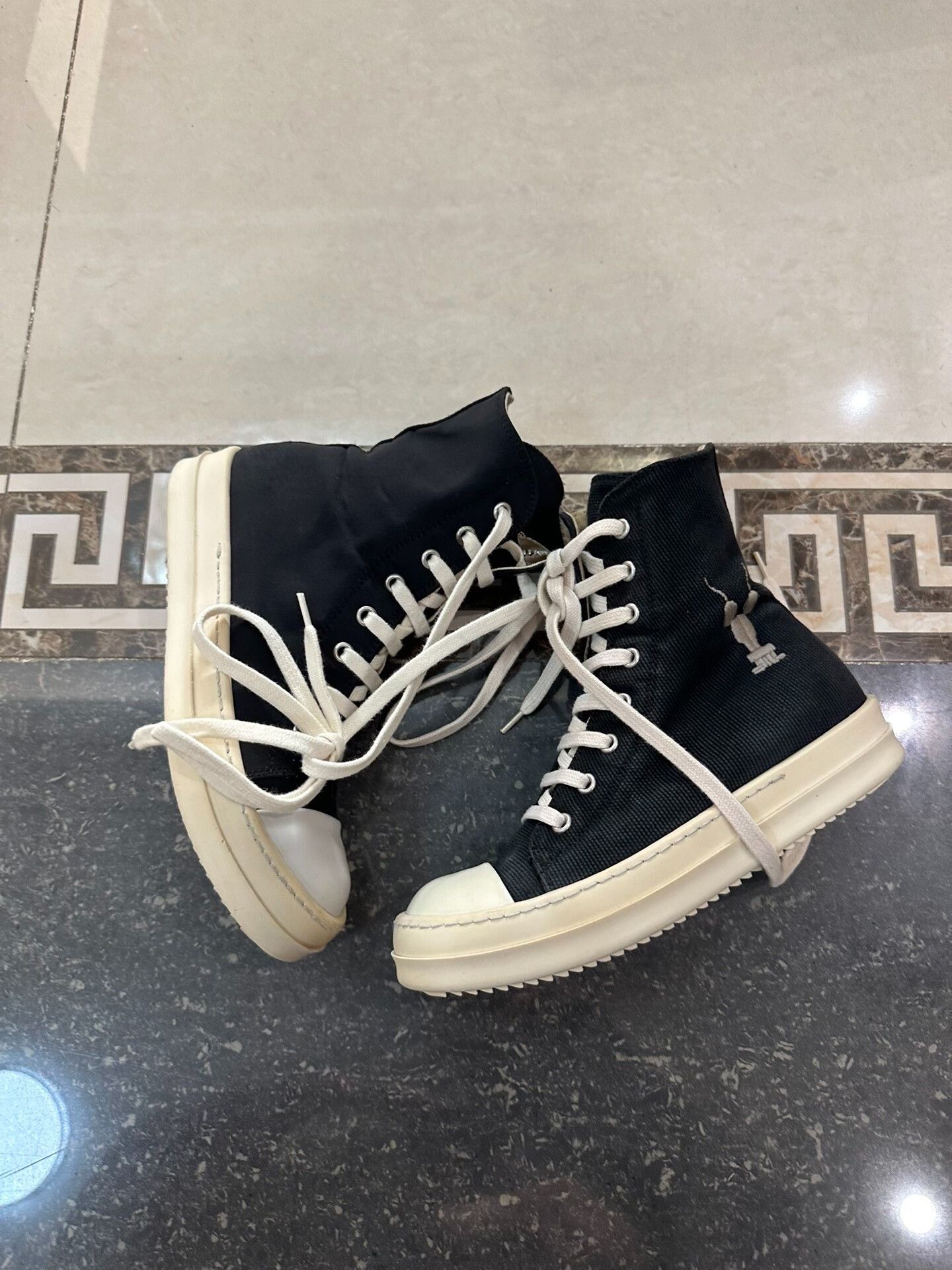 Rick Owens Rick Owens Canvas High-Top Sneakers Size US 5 / IT 35 - 2 Thumbnail