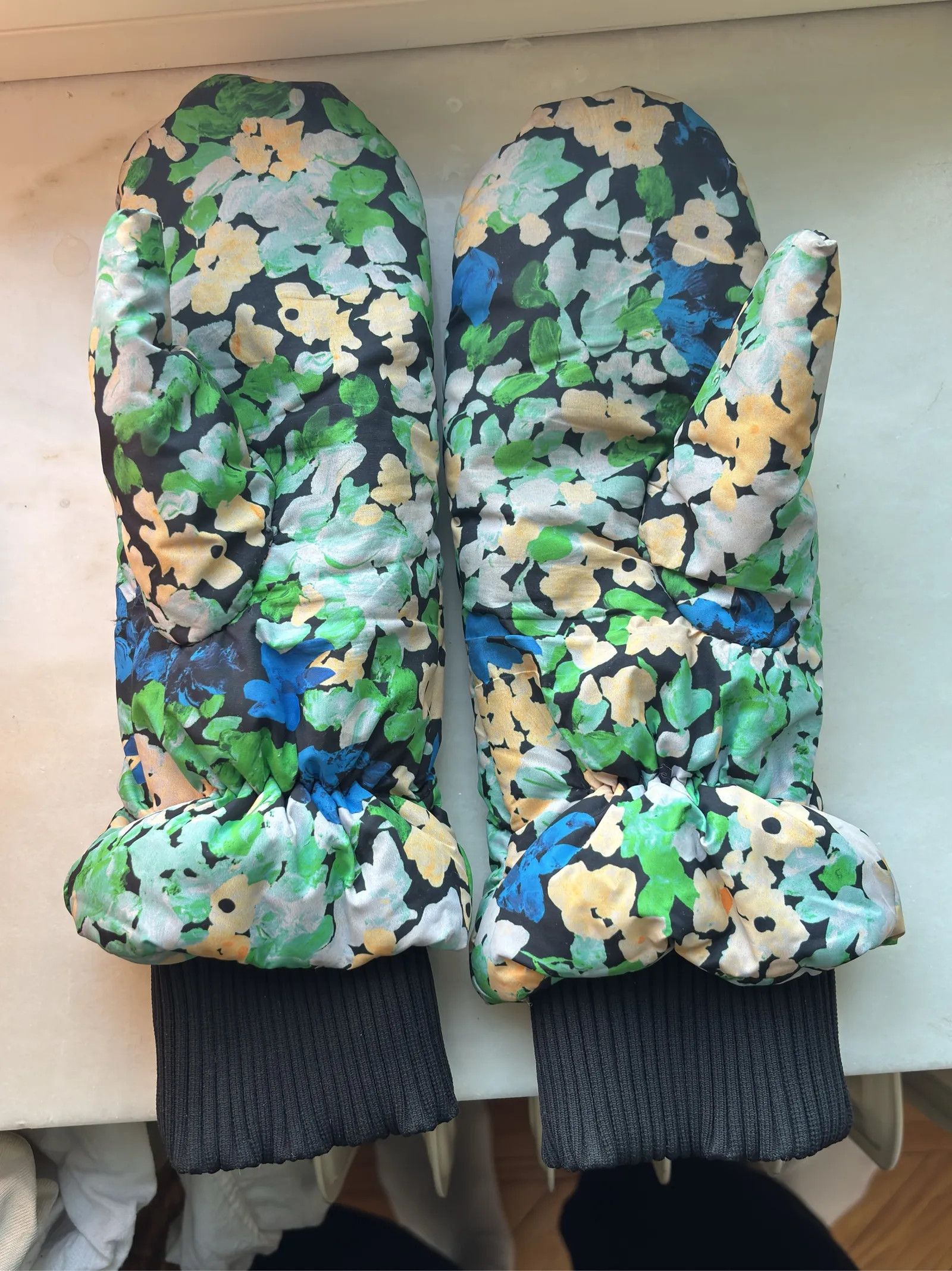 Stine Goya Stine Goya Gloves Size ONE SIZE - 3 Thumbnail
